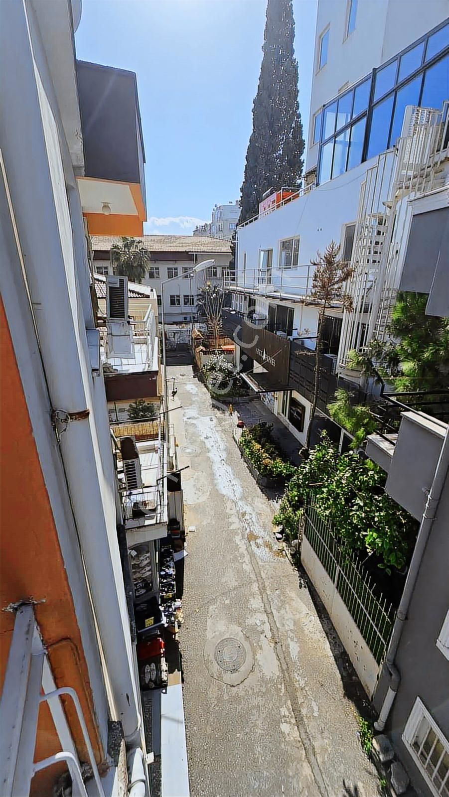 Işıklarda 2+1 Ayrı Mutfak Geniş Kiralık Daire - Görsel 16