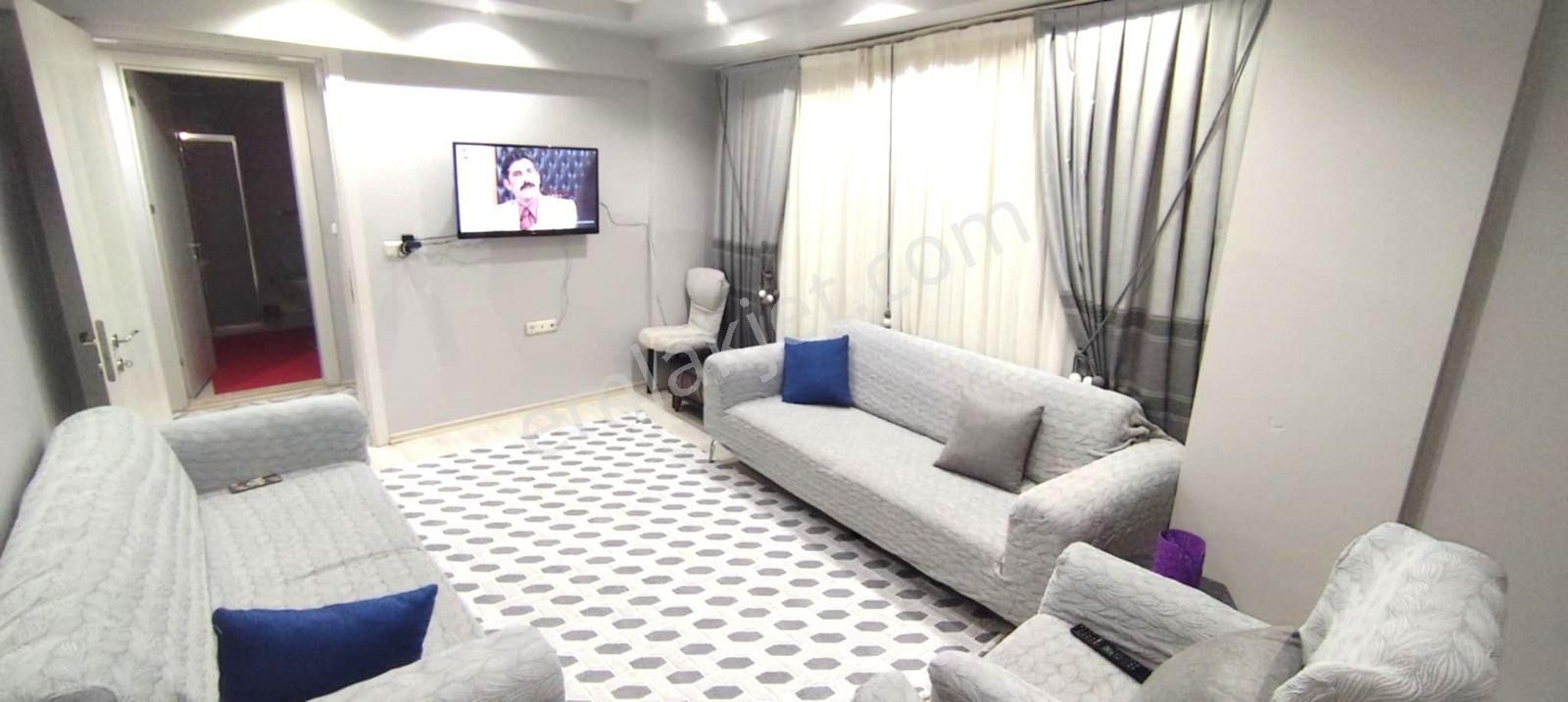 İlbadı Mahallesindehhacı Lemanoto İlköğretim Okulu Karşısında Satılık Ddaire