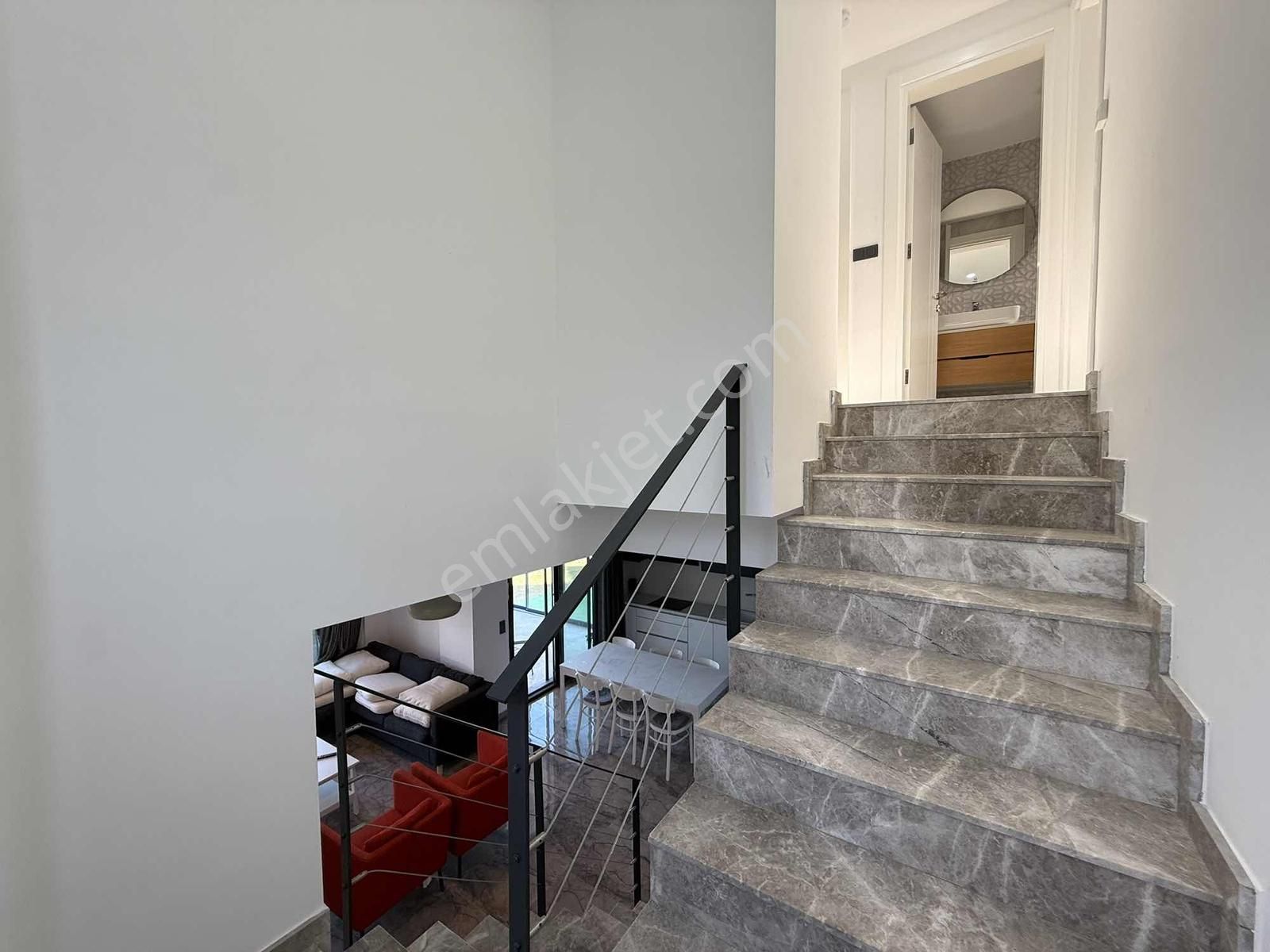 Bodrum Gümüşlük'te Satılık Denize 150 Metre 4+1 Tam Müstakil - Görsel 14