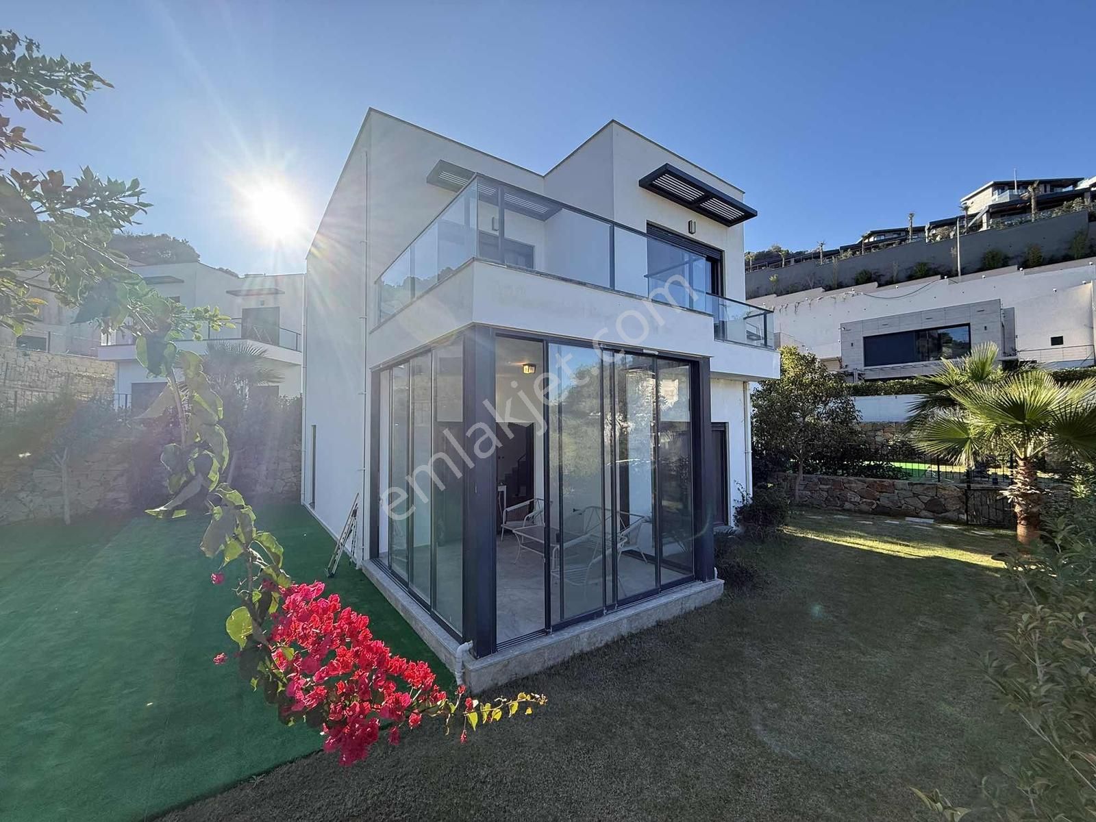 Bodrum Gümüşlük'te Satılık Denize 150 Metre 4+1 Tam Müstakil - Görsel 5