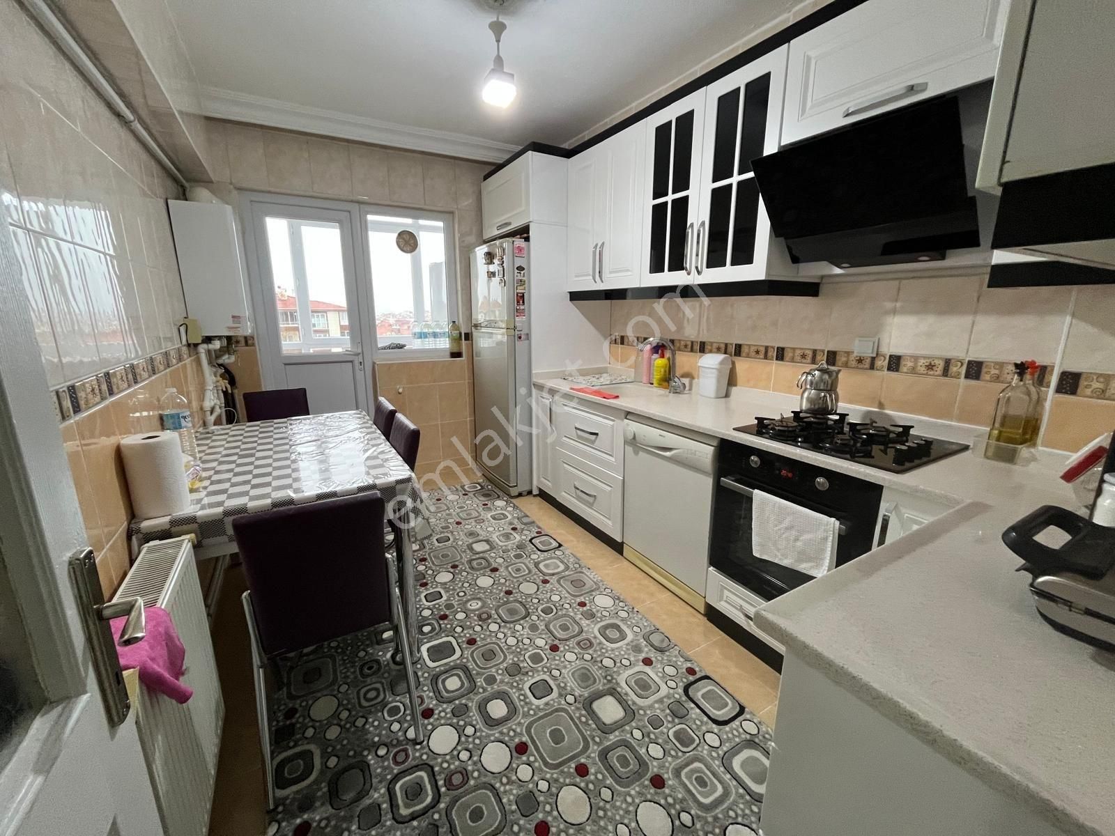 Fsn'den Pınarbaşında Park Cephe Çok Geniş Full Yapılı Katta 3+1