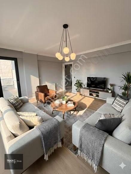 Yalova Çiftlikköyde Satılık Ara Kat 2+1 Daire