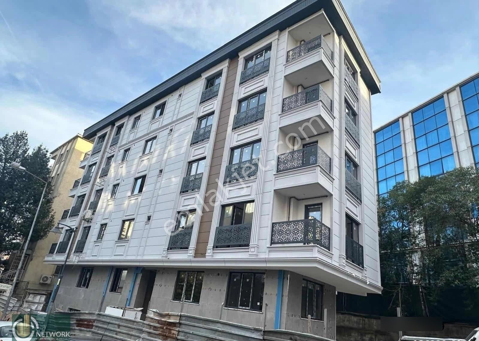 Mecidiyeköy Meydana Çok Yakın Sıfır Binada Otoparklı 2+1 Daire - Görsel 2