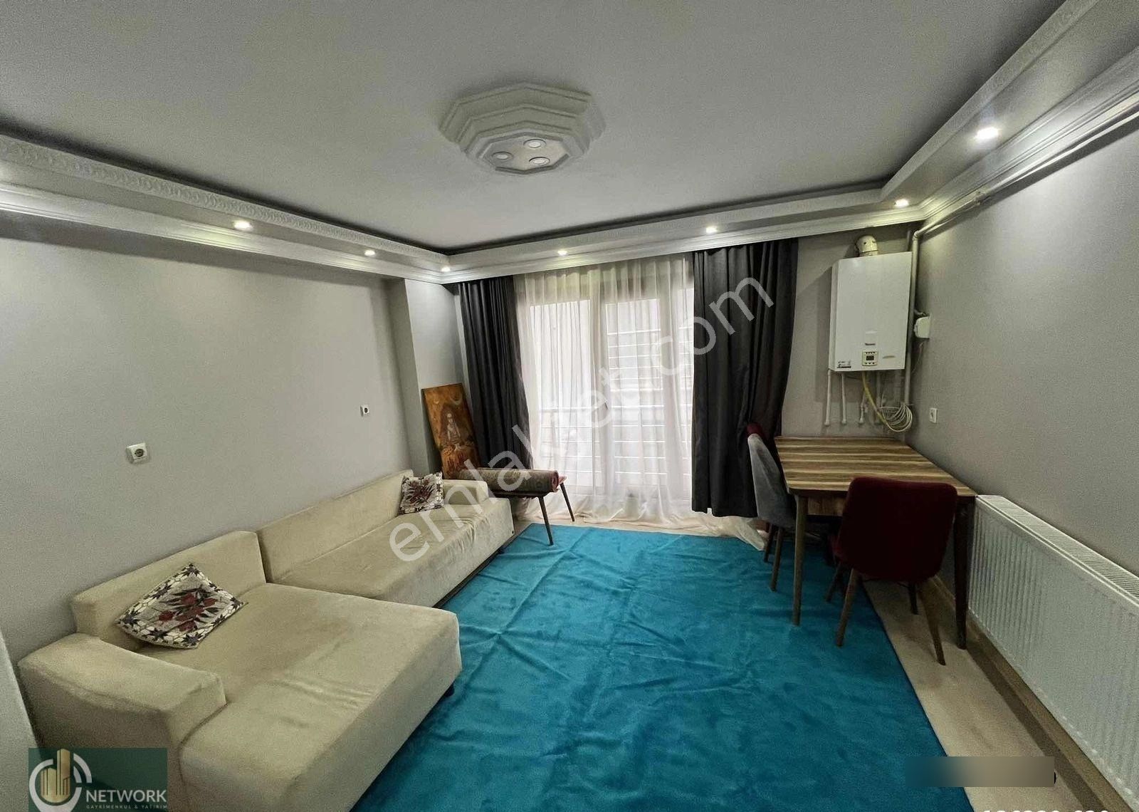 Mecidiyeköyde Trumpa Ve Metrobüse 10 Dk Ara Kat 1+1 Daire