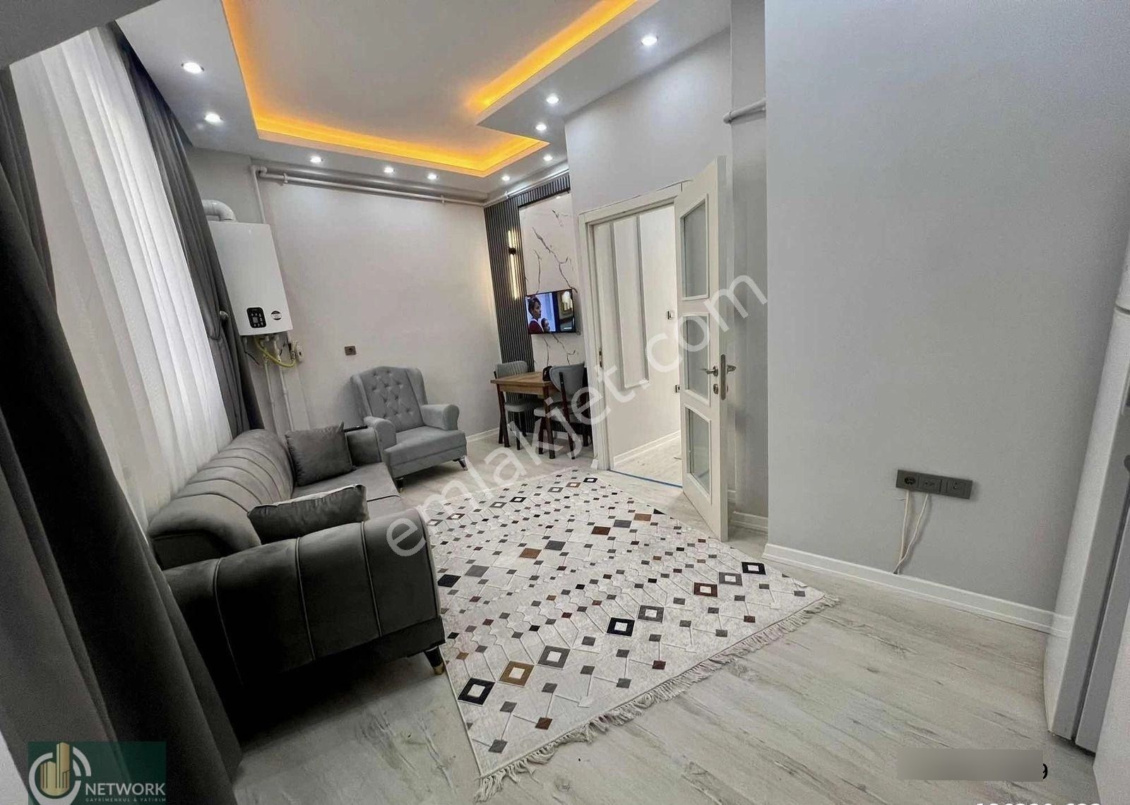 Fırsat 8 Yılda Amorti Cadde Üzerinde 32.000tl Kiracılı Ferah 2+1