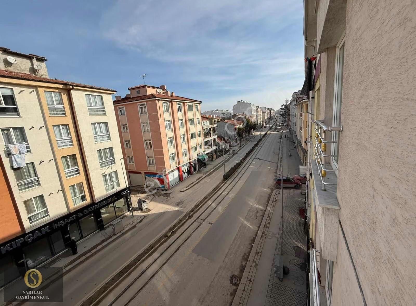 Sarılar Gm'den Birlik Cadde Si Üzeri Arakat Asansörlü 2+1 Kiralk - Görsel 22