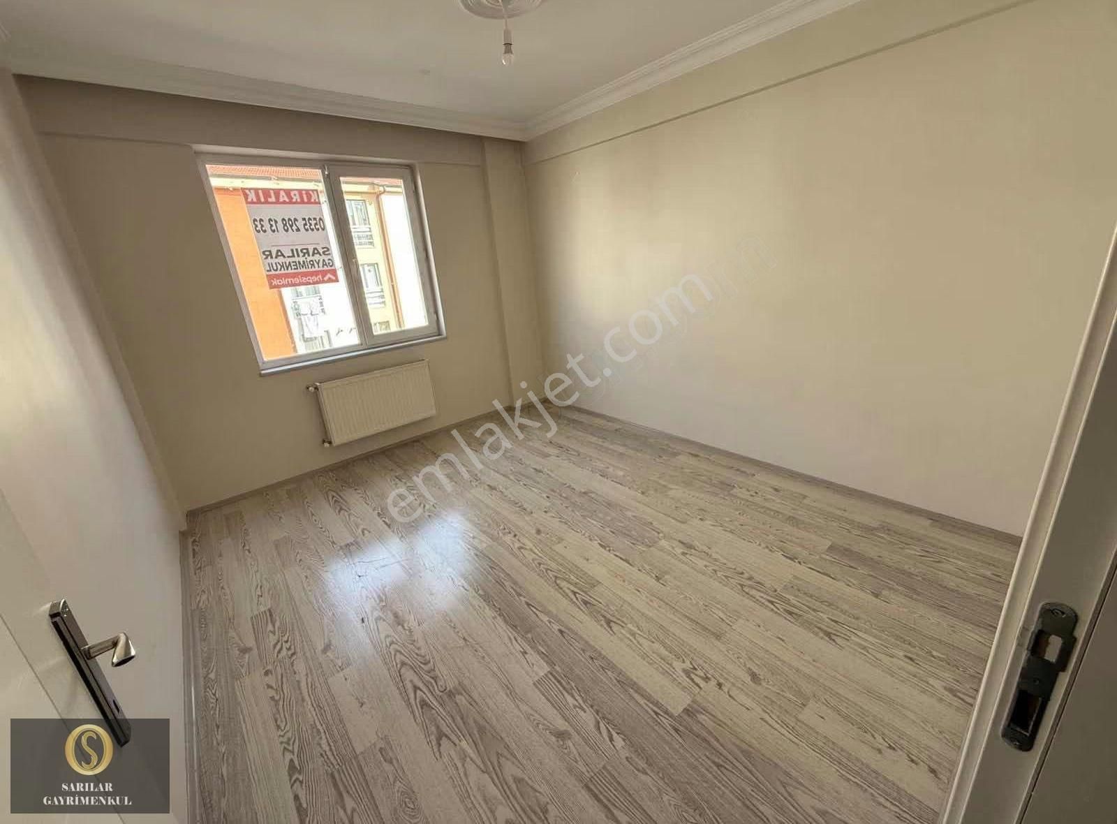 Sarılar Gm'den Birlik Cadde Si Üzeri Arakat Asansörlü 2+1 Kiralk - Görsel 14