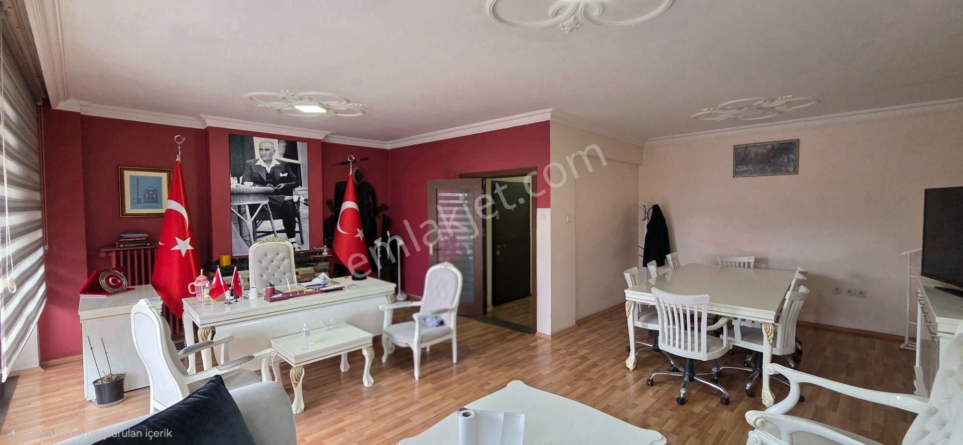 Ankaranın Merkezi Eti Mh. Gmk Blv. Üzerinde 3+1 Daire - Görsel 18