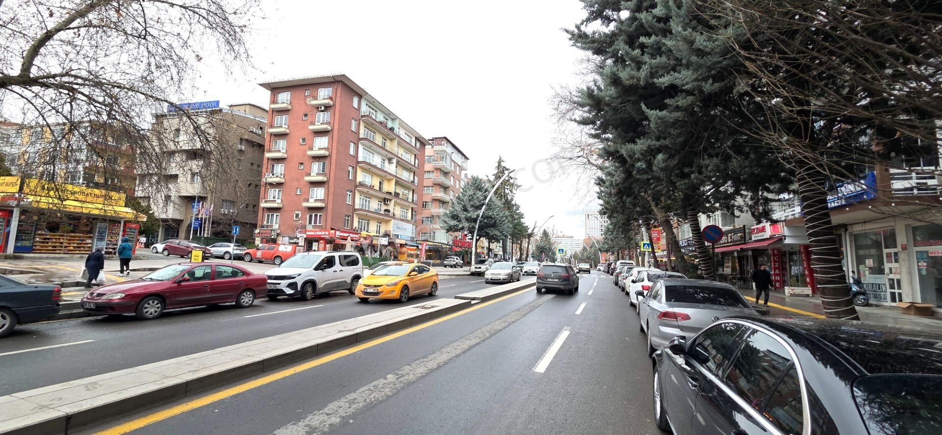 Ankaranın Merkezi Eti Mh. Gmk Blv. Üzerinde 3+1 Daire - Görsel 30