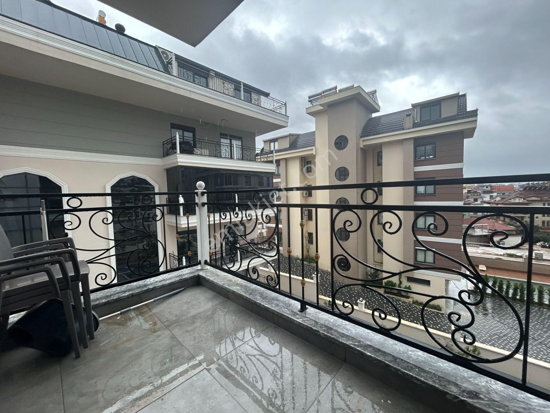 Alanya Oba'da Yeni Site İçerisinde Mobilyalı Satılık 1+1 Daire - Görsel 6