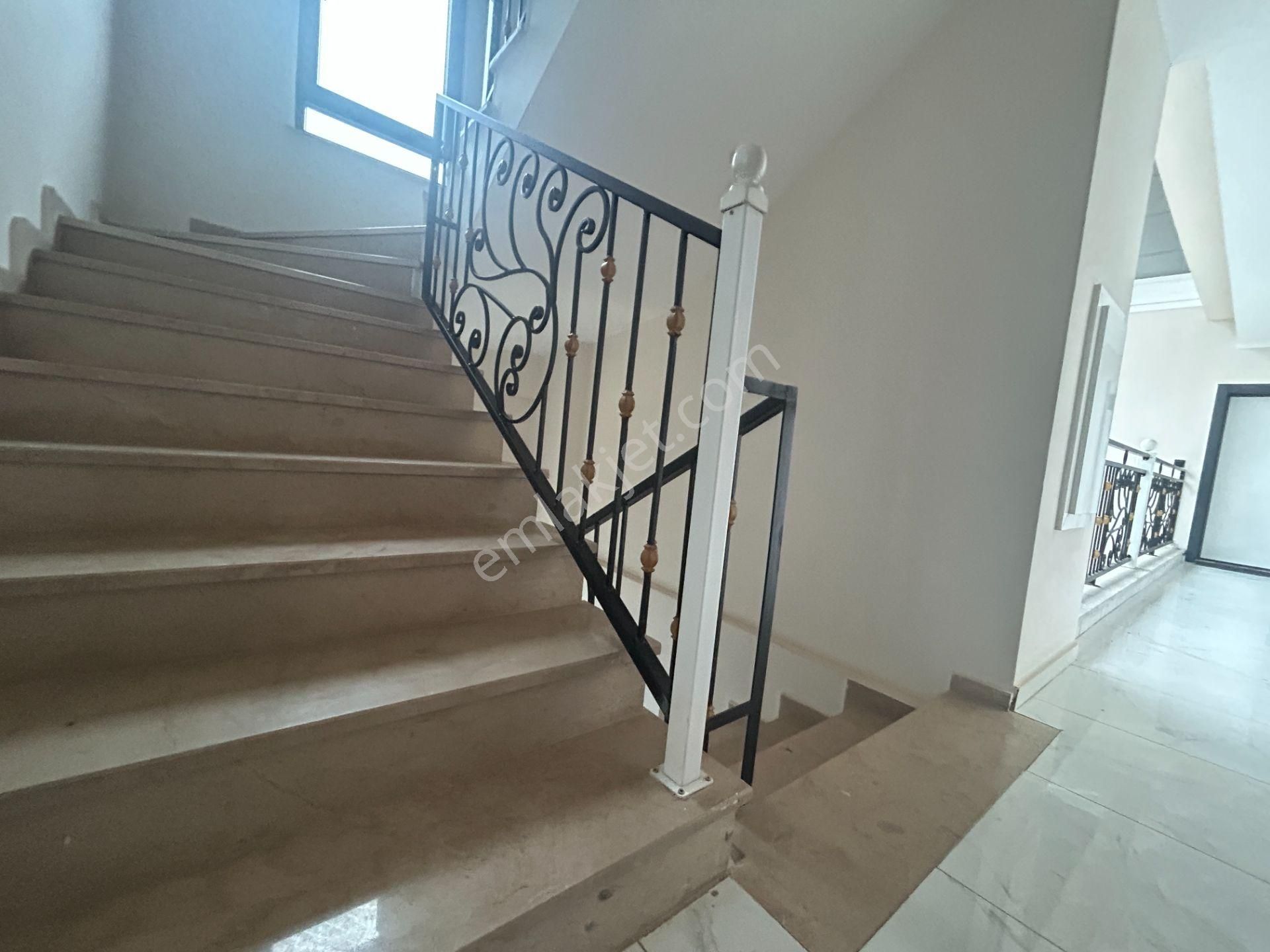 Alanya Oba'da Yeni Site İçerisinde Mobilyalı Satılık 1+1 Daire - Görsel 15