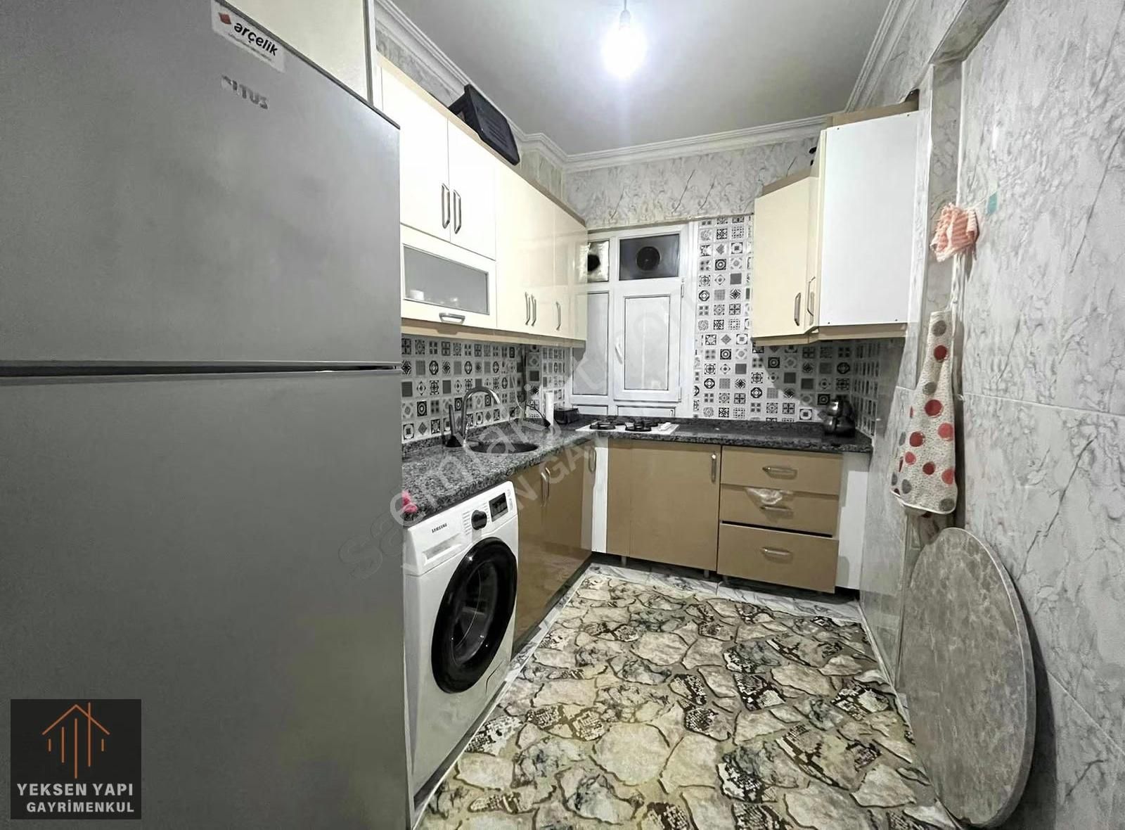 Sefaköy Merkez'de 2+1 Krediye Uygun Cadde Üzeri Daire - Görsel 12