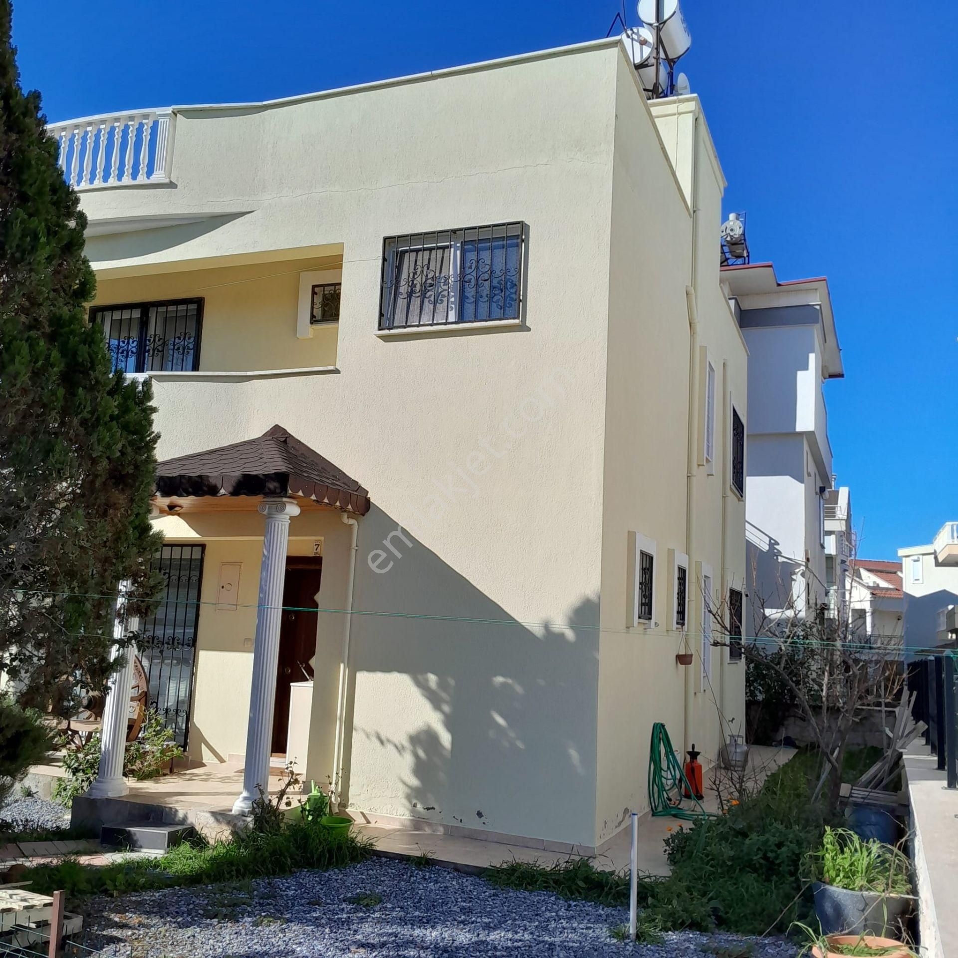 Didim Mavişehir Sedef Koy'da 3+1 Müstakil Deniz Manzaralı Villa