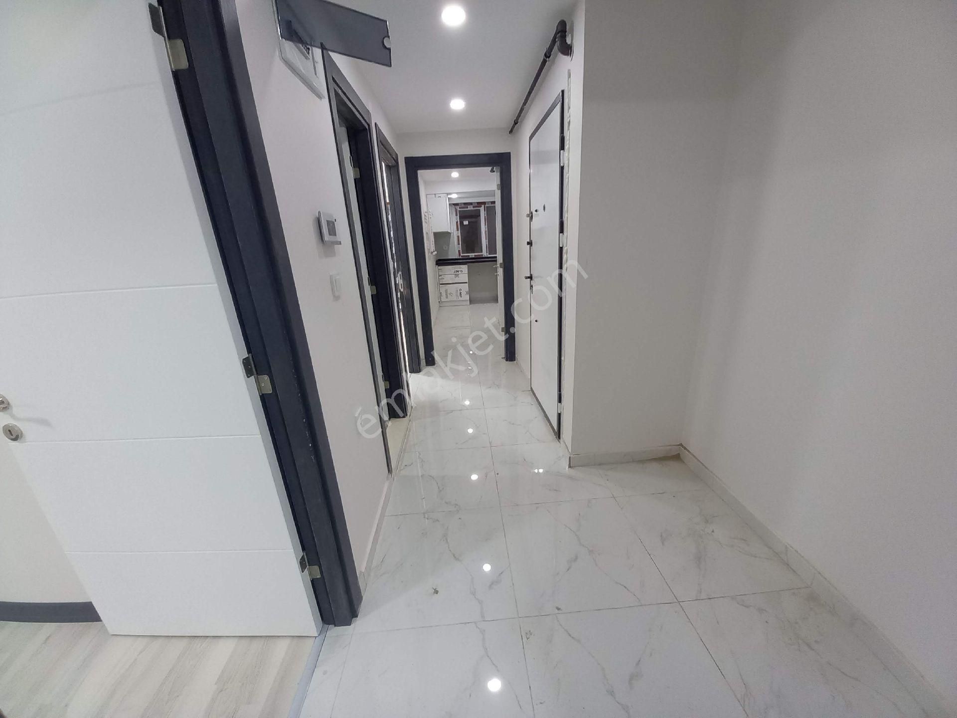 Bahçelievler Yenibosna Çobançeşme Mah Satılık Daire Kat. 1.2+1 - Görsel 24