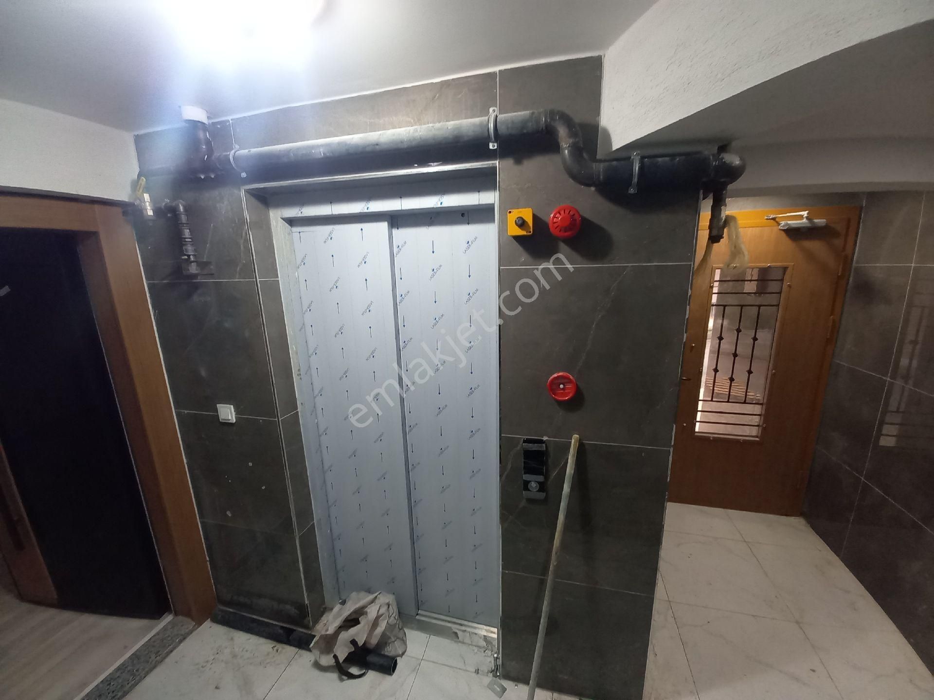 Bahçelievler Yenibosna Çobançeşme Mah Satılık Daire Kat. 1.2+1 - Görsel 34