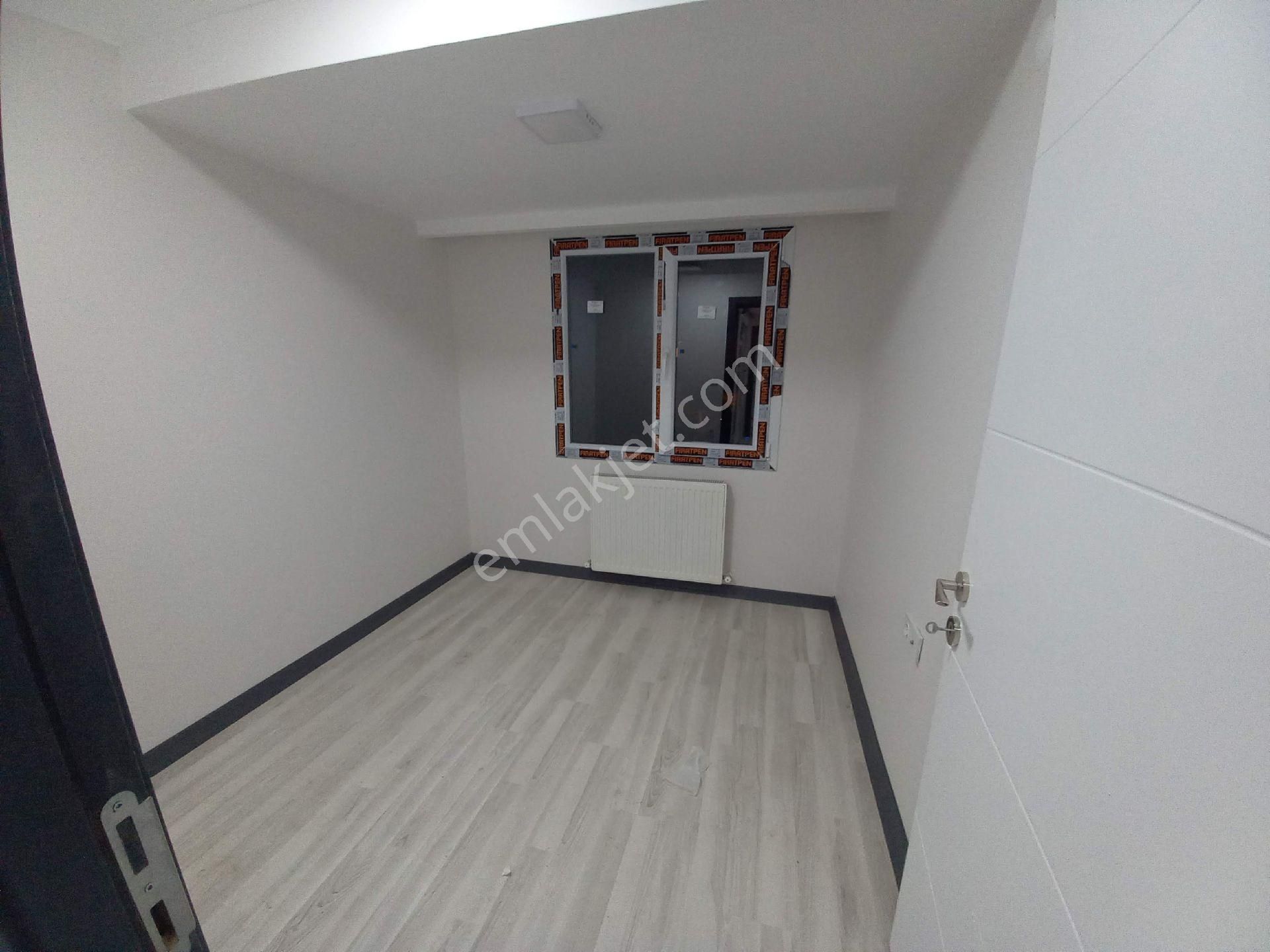 Bahçelievler Yenibosna Çobançeşme Mah Satılık Daire Kat. 1.2+1 - Görsel 23