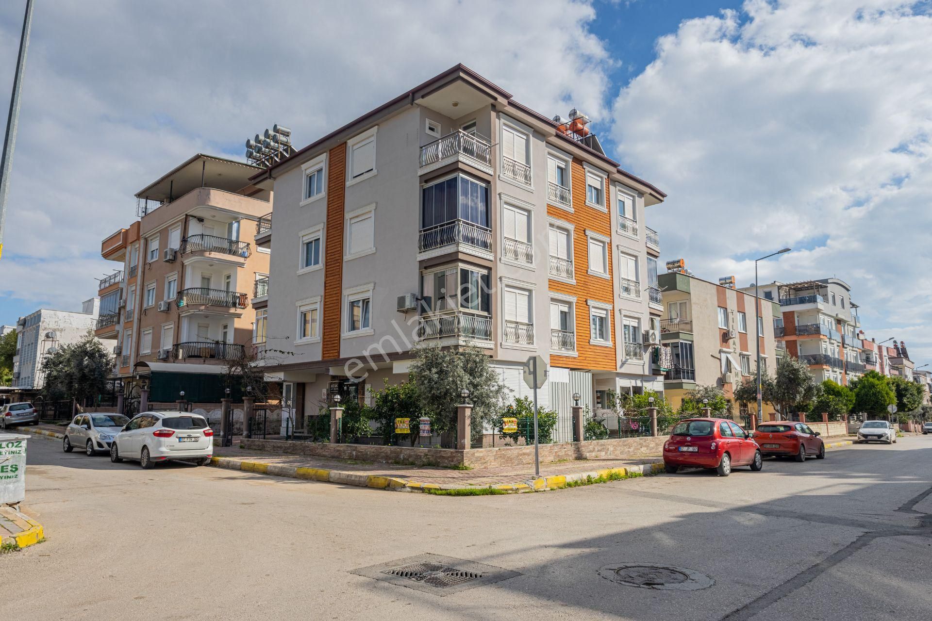 Karşıyaka Mahallesi'nde Satılık 4+1 Dubleks Daire