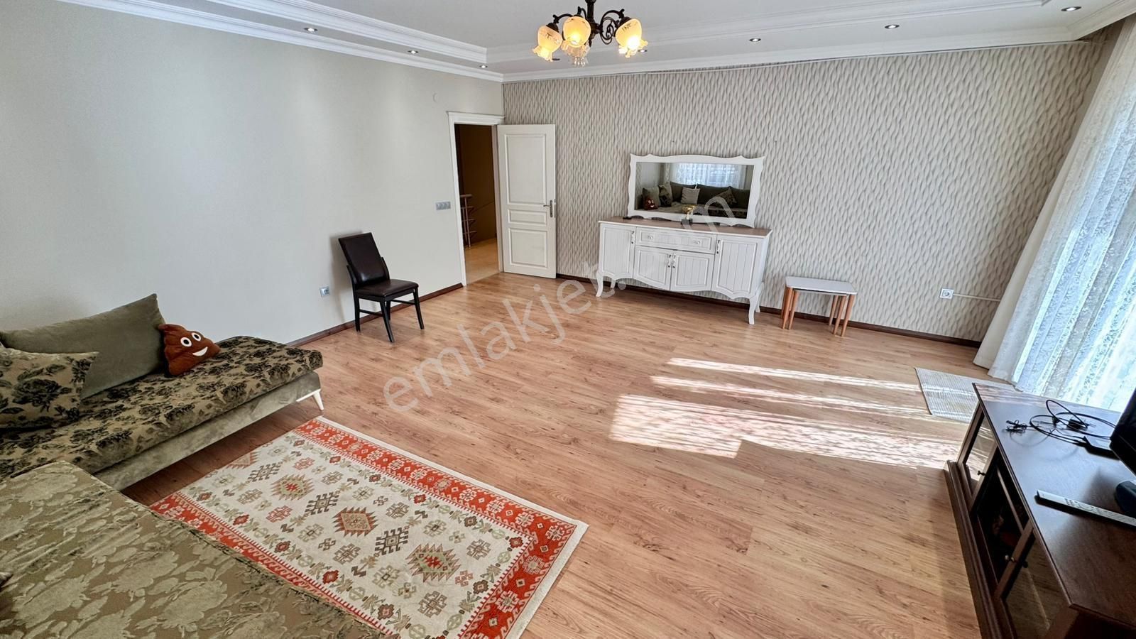Alanya / Cikcilli Mahallesinde Kiralık 3+1 Dublex Daire - Görsel 24
