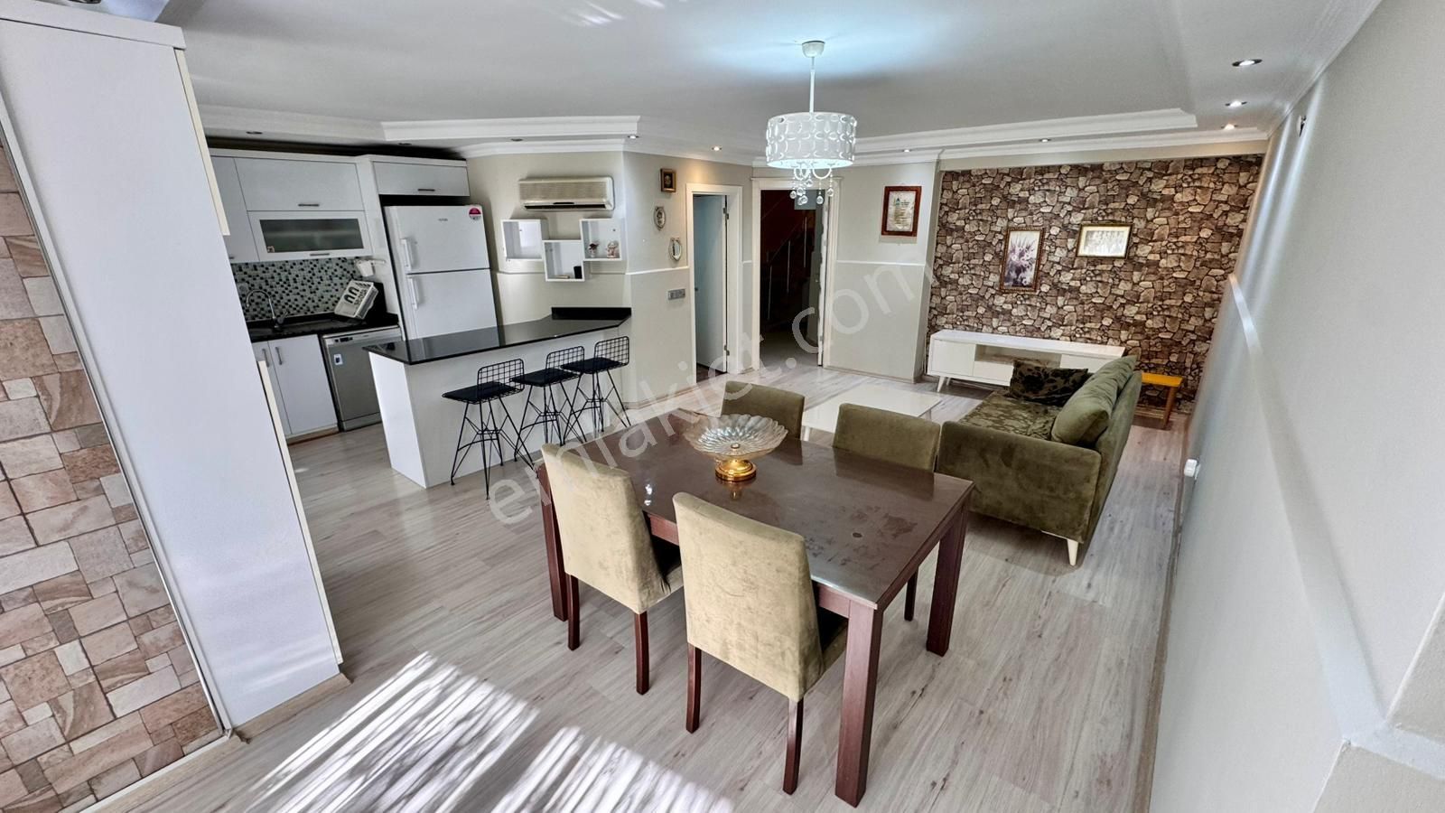 Alanya / Cikcilli Mahallesinde Kiralık 3+1 Dublex Daire - Görsel 31