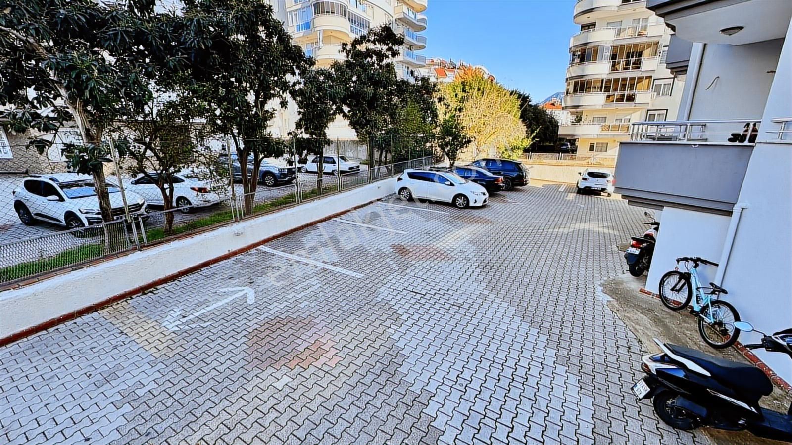 Alanya / Cikcilli Mahallesinde Kiralık 3+1 Dublex Daire - Görsel 8