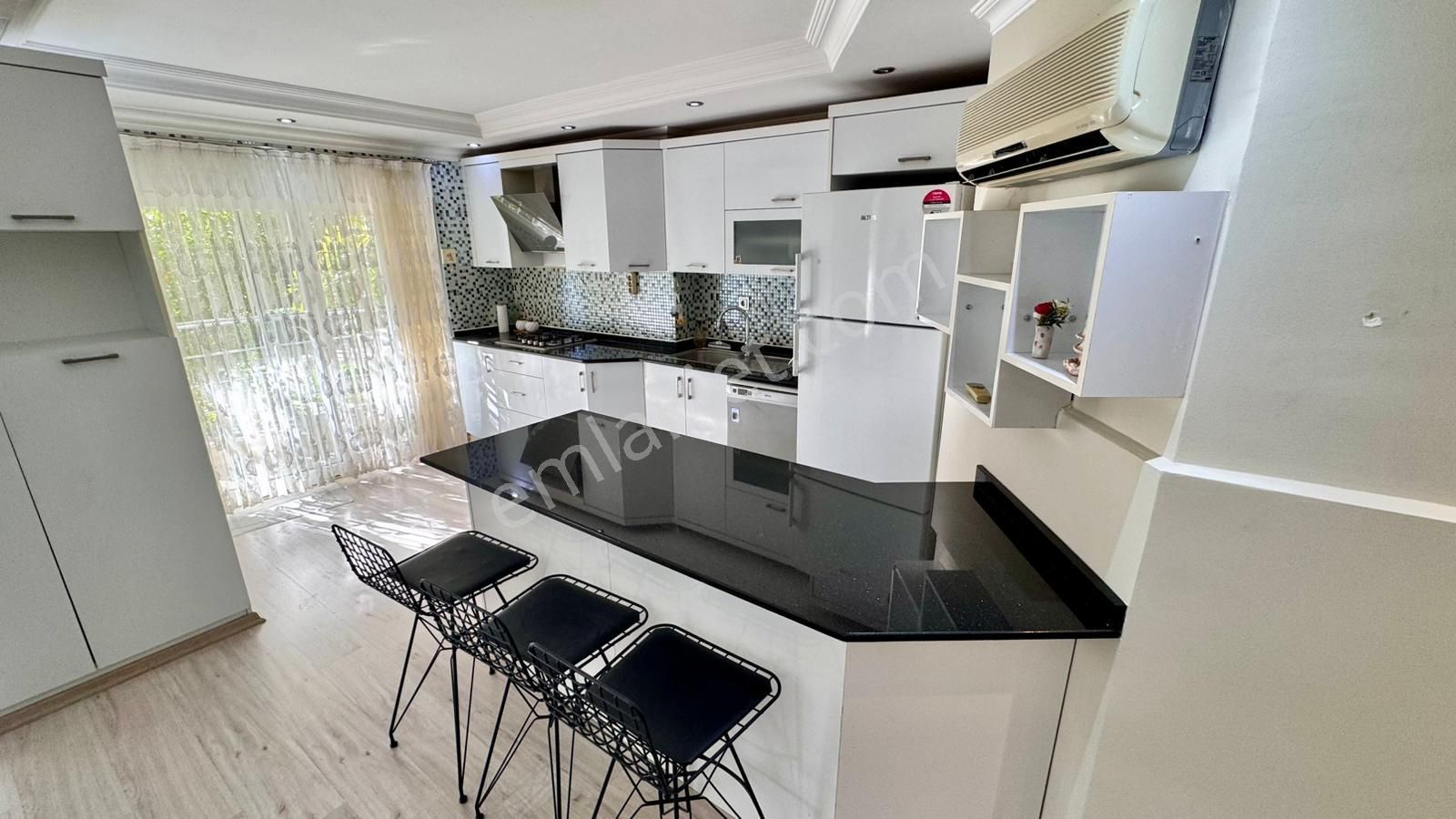 Alanya / Cikcilli Mahallesinde Kiralık 3+1 Dublex Daire - Görsel 29