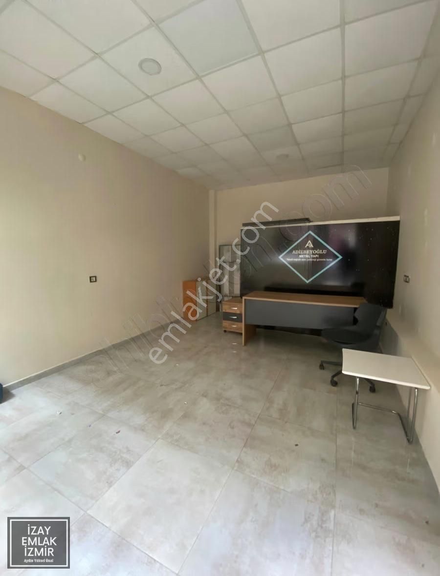 Eski İzmir Caddesi Yakını Kiralık Dükkan"