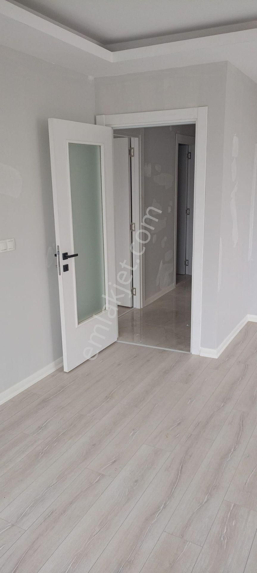 Yavuz Selim Mah Cadde Üzeri Yerden Isıtmalı Daire 2+1 - Görsel 20