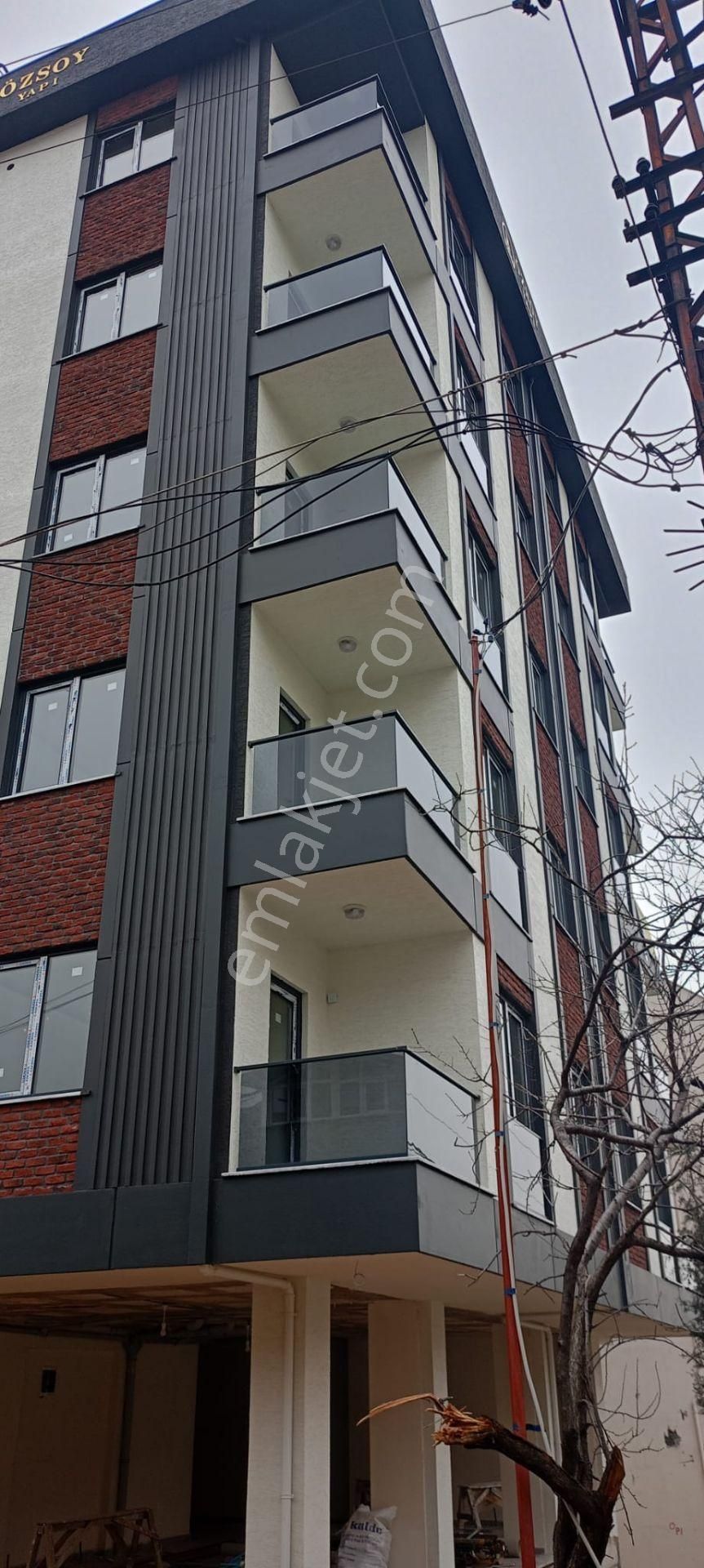 Yavuz Selim Mah Cadde Üzeri Yerden Isıtmalı Daire 2+1 - Görsel 11