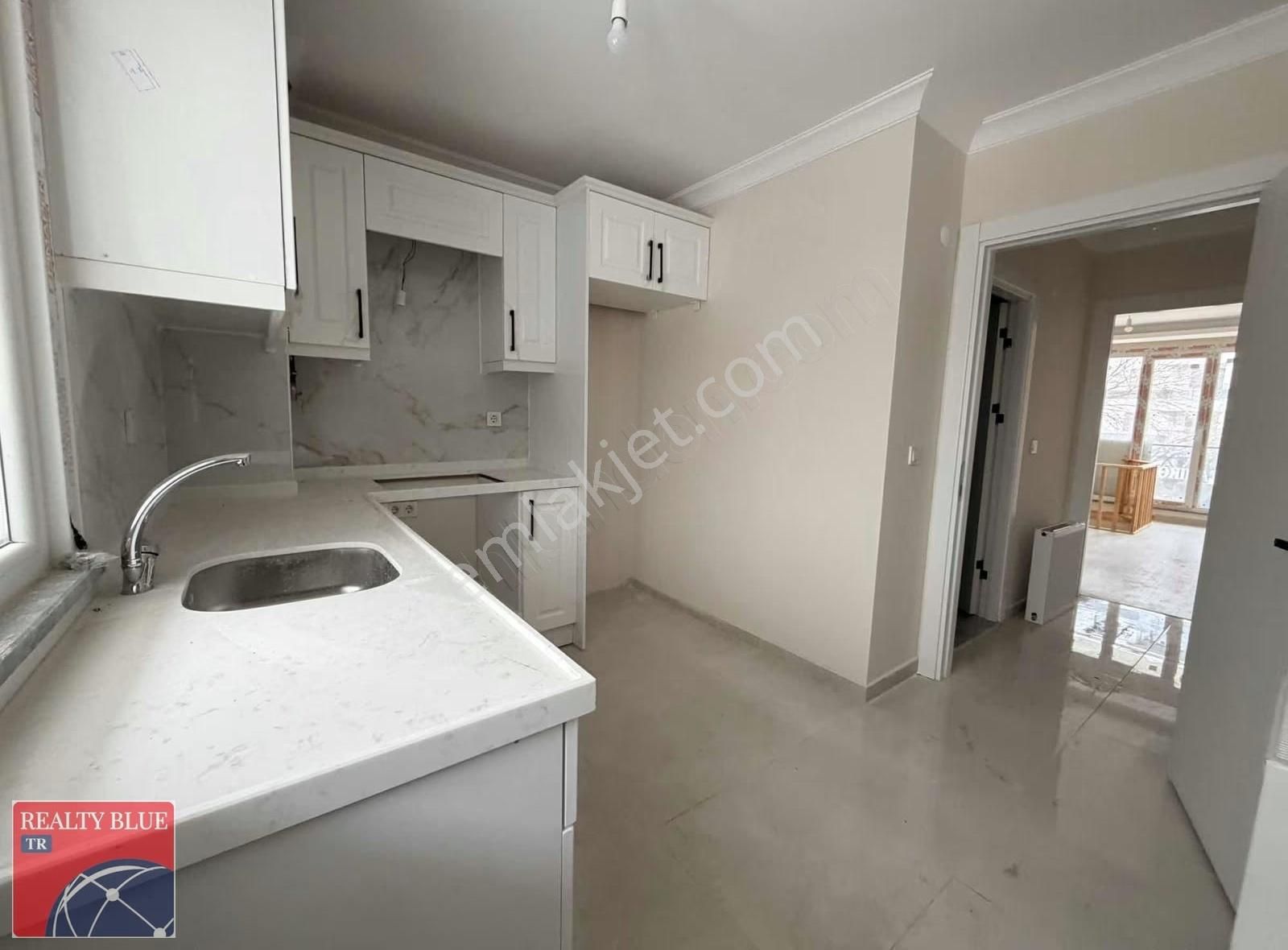 Sultanbeyli De Satılık 2+1 Dubleks Daire - Görsel 3