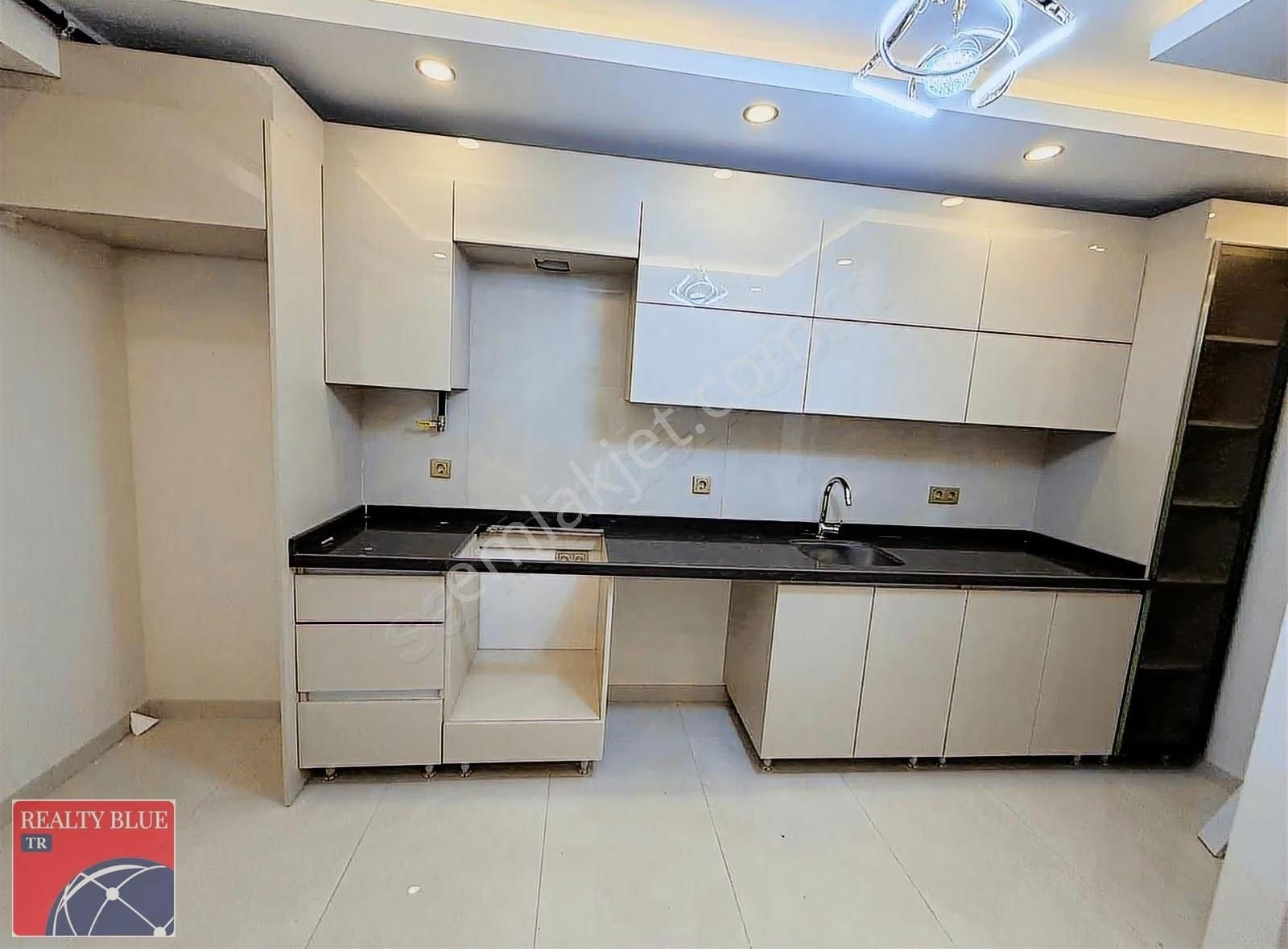 Battal Gazi Mah Kiralık 3+1 Lüks Daire - Görsel 2