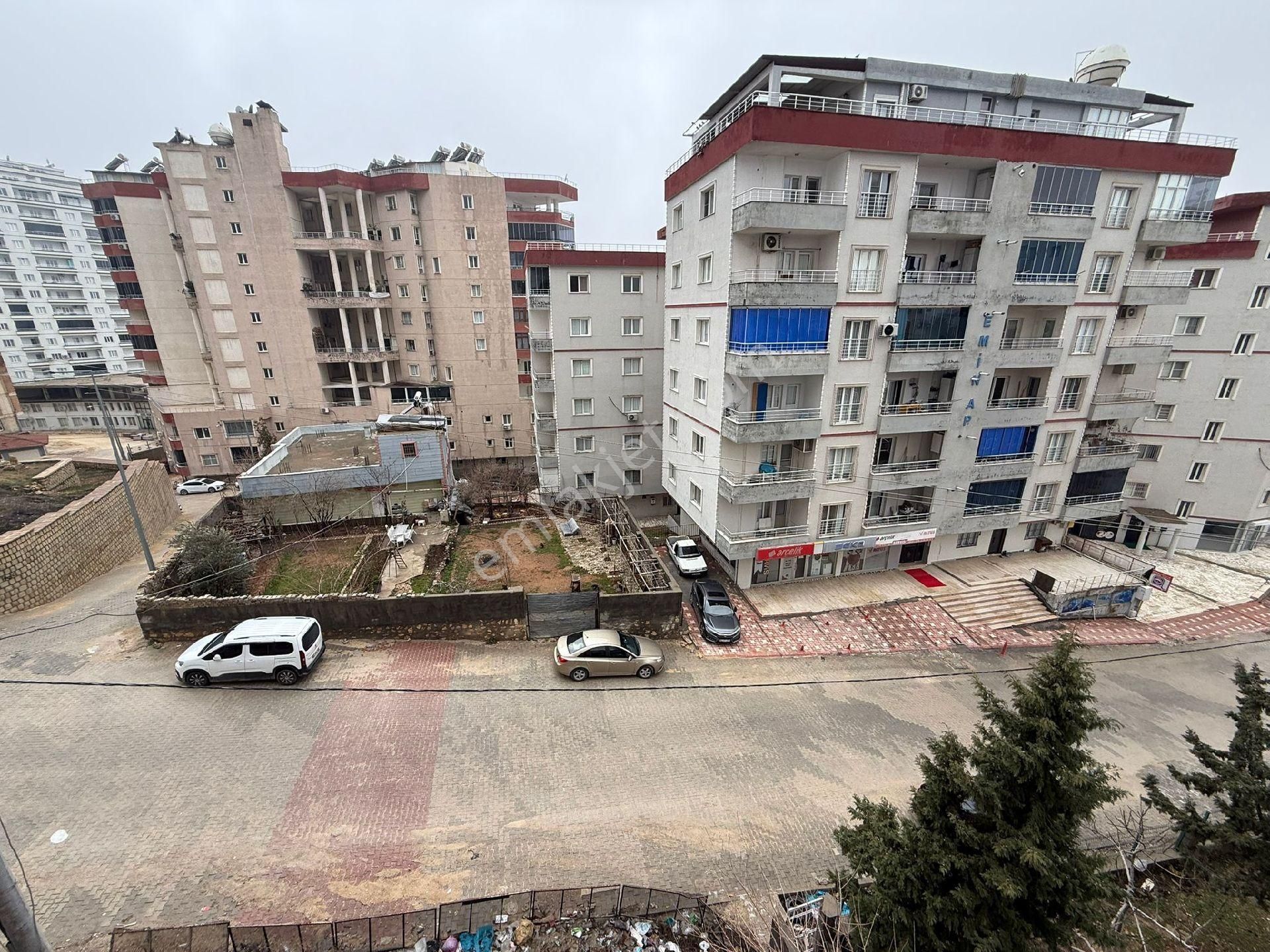Diş Hastanesine Yakın 1+1 Satılık Daireler - Görsel 2