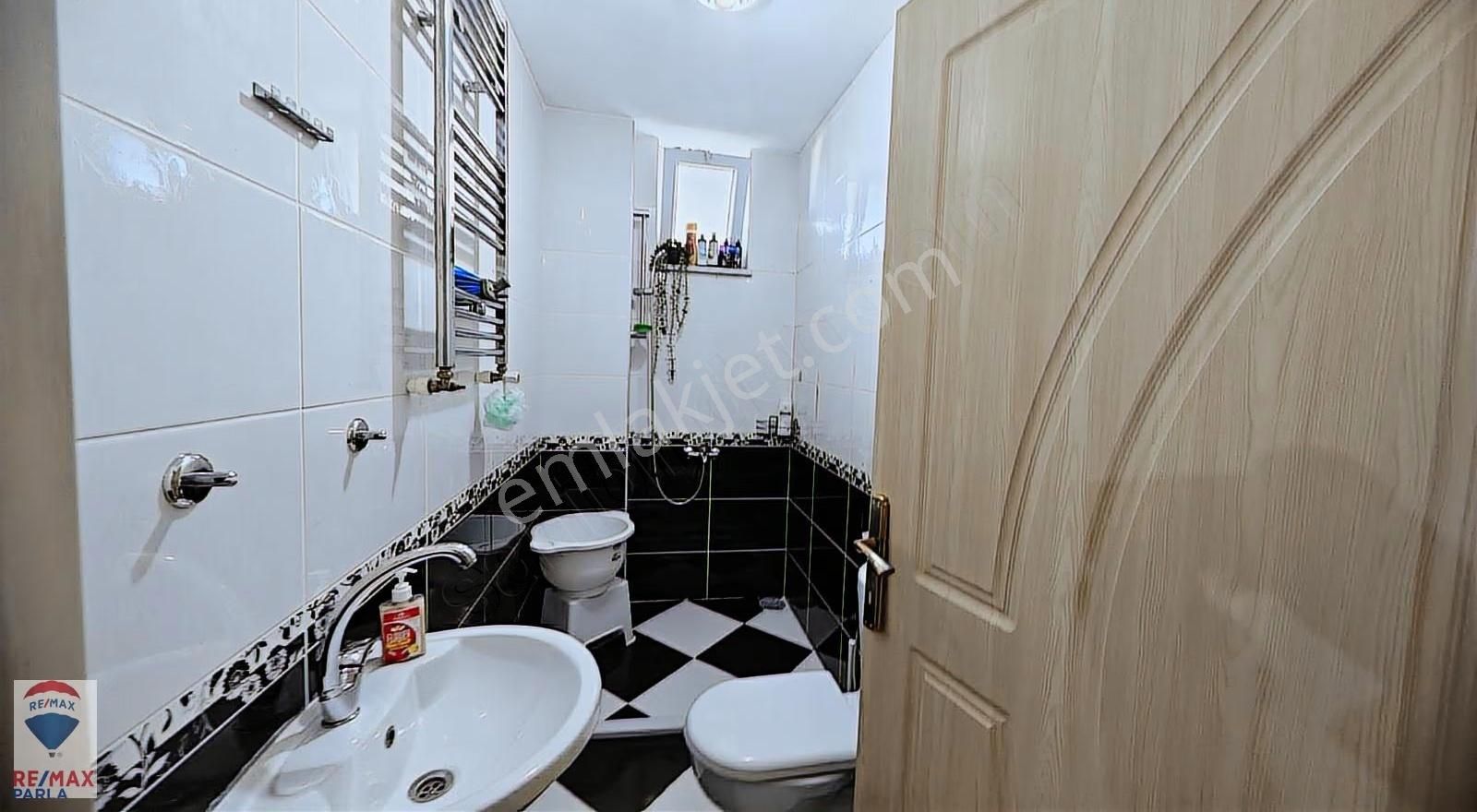 Ladik Kemal Kaplan Yaşam Evlerinde 250m² 4+1 Tripleks - Görsel 12