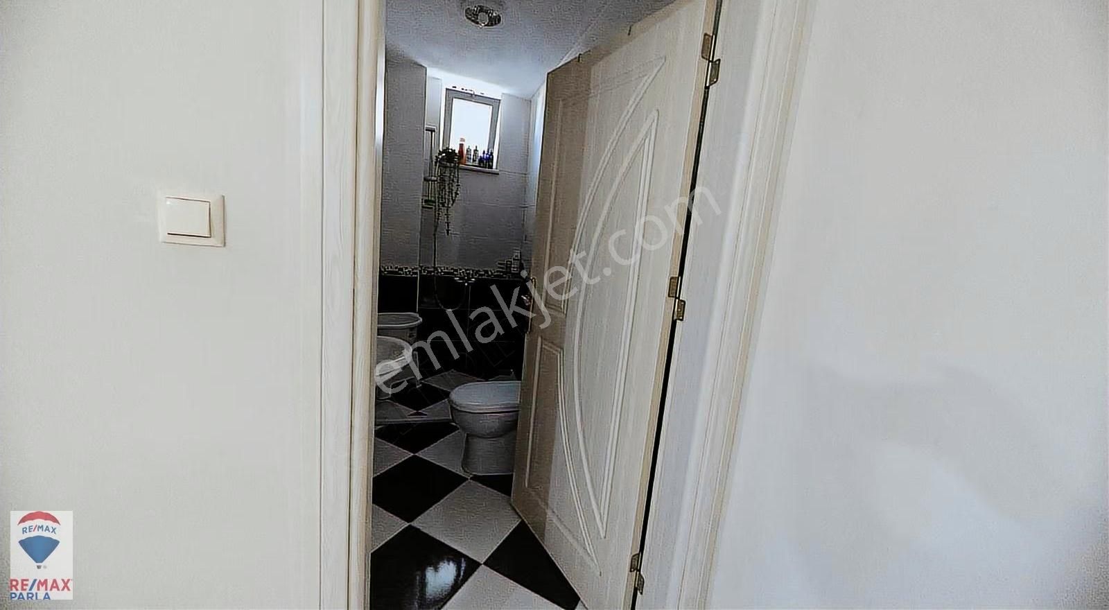 Ladik Kemal Kaplan Yaşam Evlerinde 250m² 4+1 Tripleks - Görsel 6