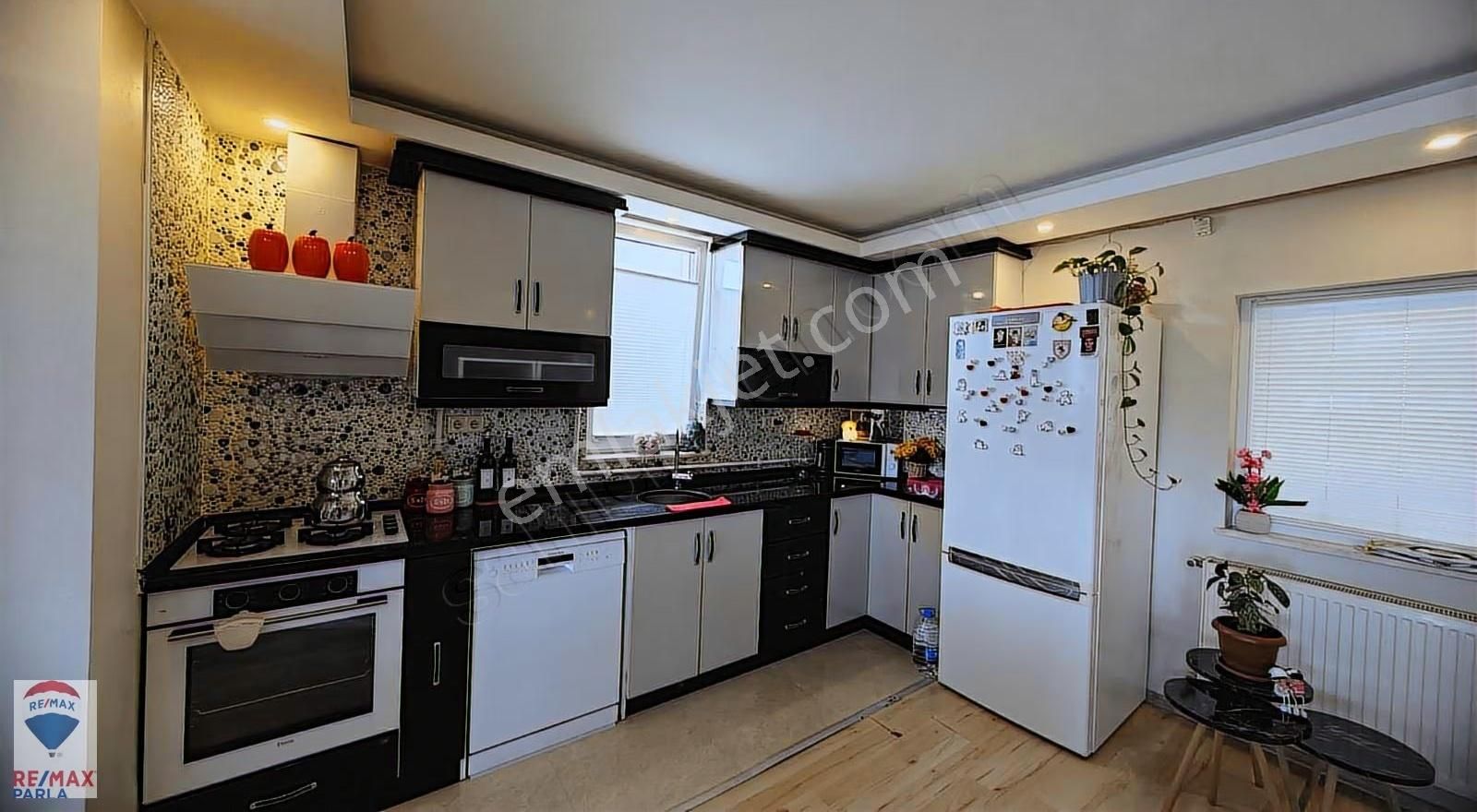 Ladik Kemal Kaplan Yaşam Evlerinde 250m² 4+1 Tripleks - Görsel 27