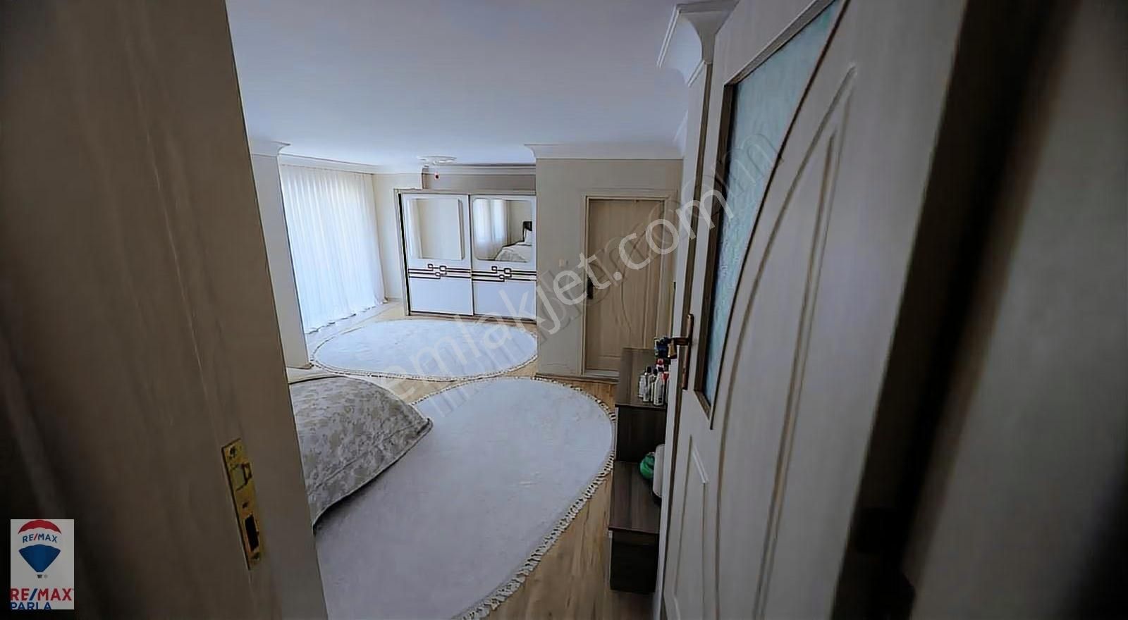 Ladik Kemal Kaplan Yaşam Evlerinde 250m² 4+1 Tripleks - Görsel 7