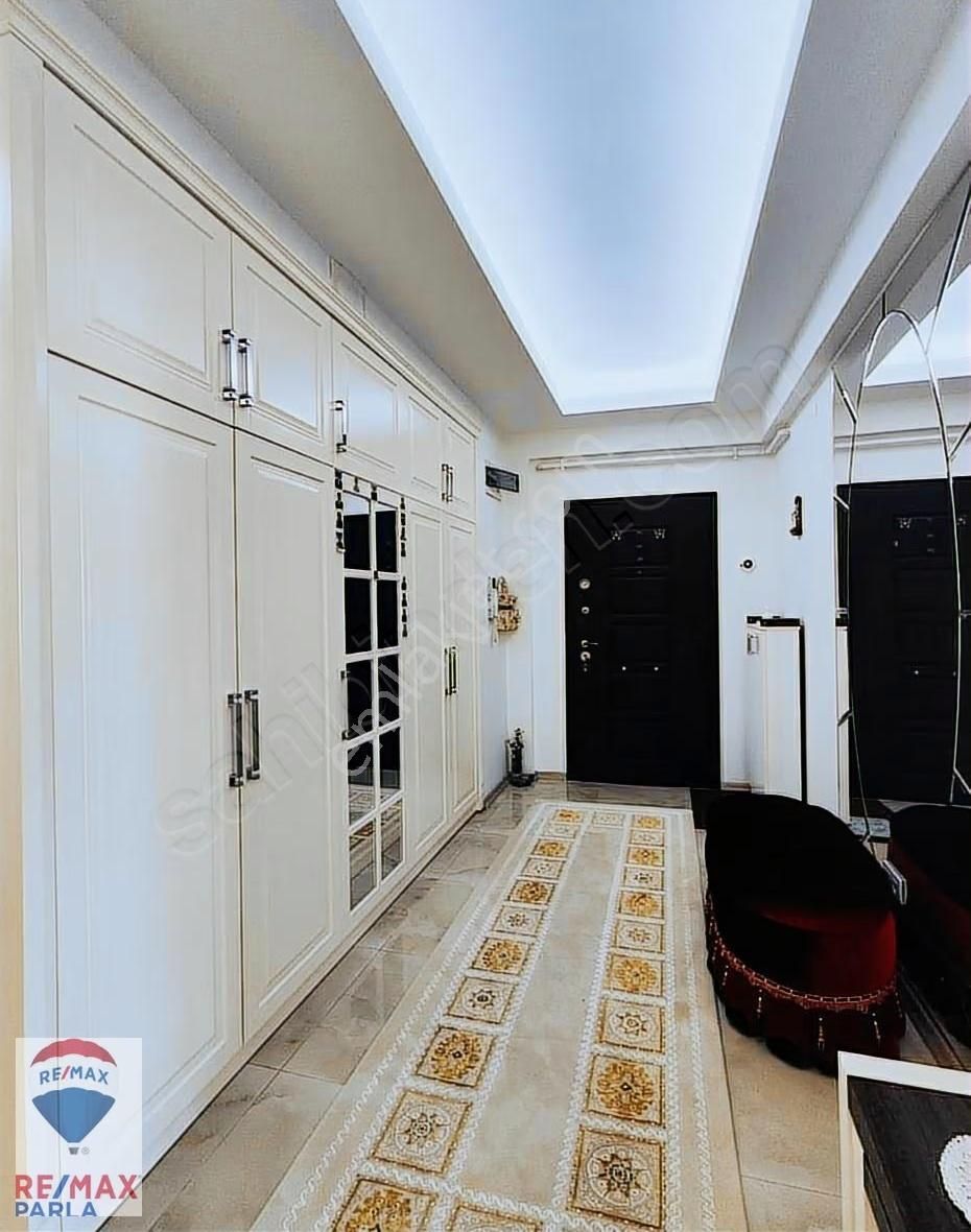 İlkadım Kalkanca Dikmen Vadi Sitesi 4+1 Geniş Satılık Daire - Görsel 16