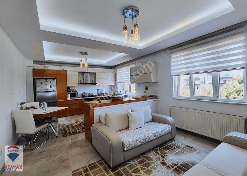 İlkadım Kalkanca Dikmen Vadi Sitesi 4+1 Geniş Satılık Daire - Görsel 3