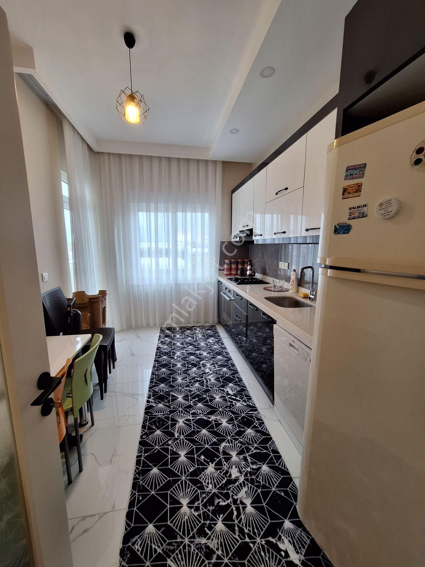 Kiralık Eşyalı 2+1 Mükemmel Daire - Alanya Payallar Sahile Yakın - Görsel 3