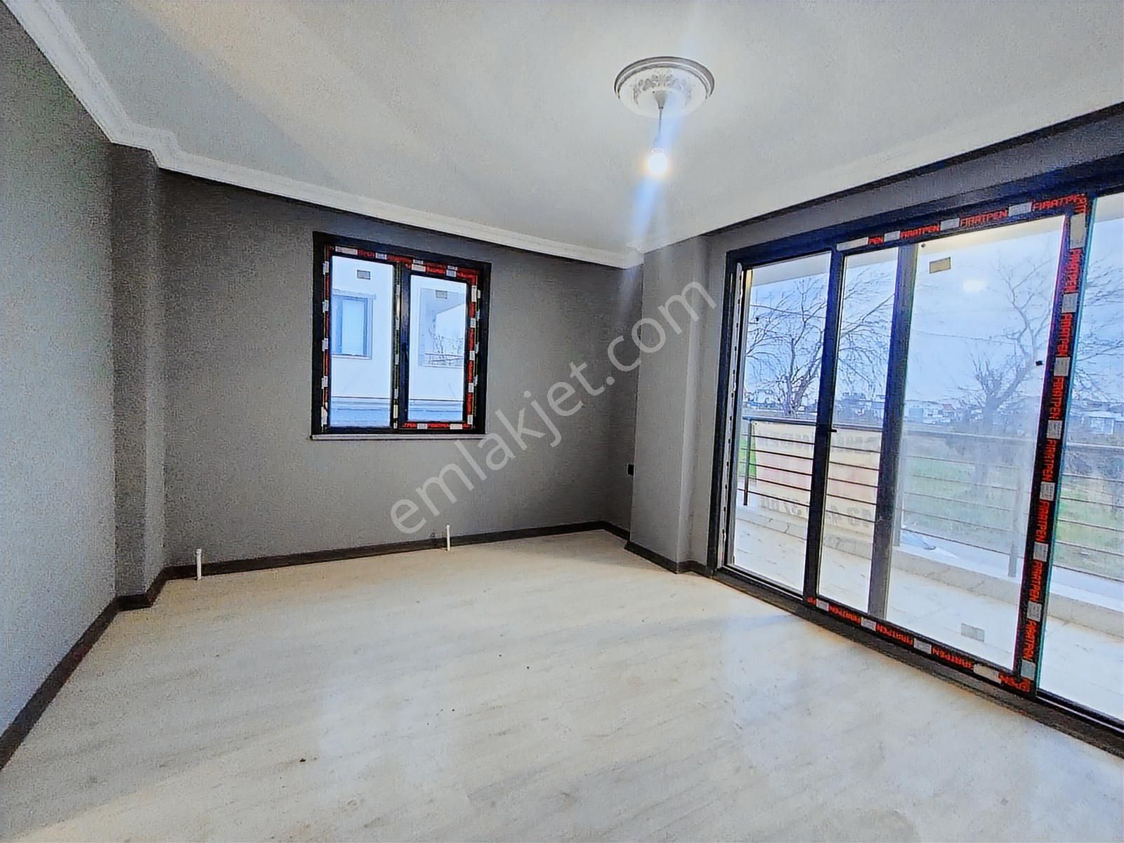 Büyük Bahçeli*4+1*kanalizasyonlu*cadde Cepheli 'kartallardan' - Görsel 27