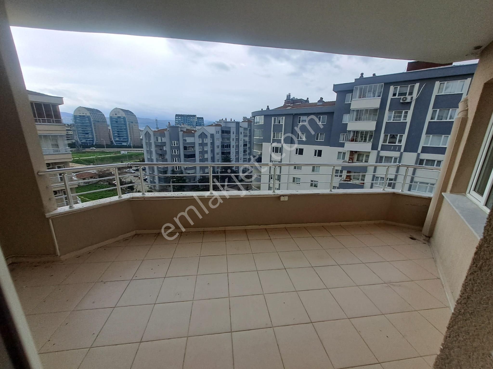 Re/max Advantage'den Yüzüncü Yıl Mahallesinde 3+1 Kiralık Daire - Görsel 20