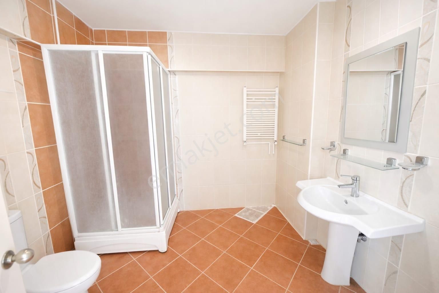 Re/max Advantage'den Yüzüncü Yıl Mahallesinde 3+1 Kiralık Daire - Görsel 16