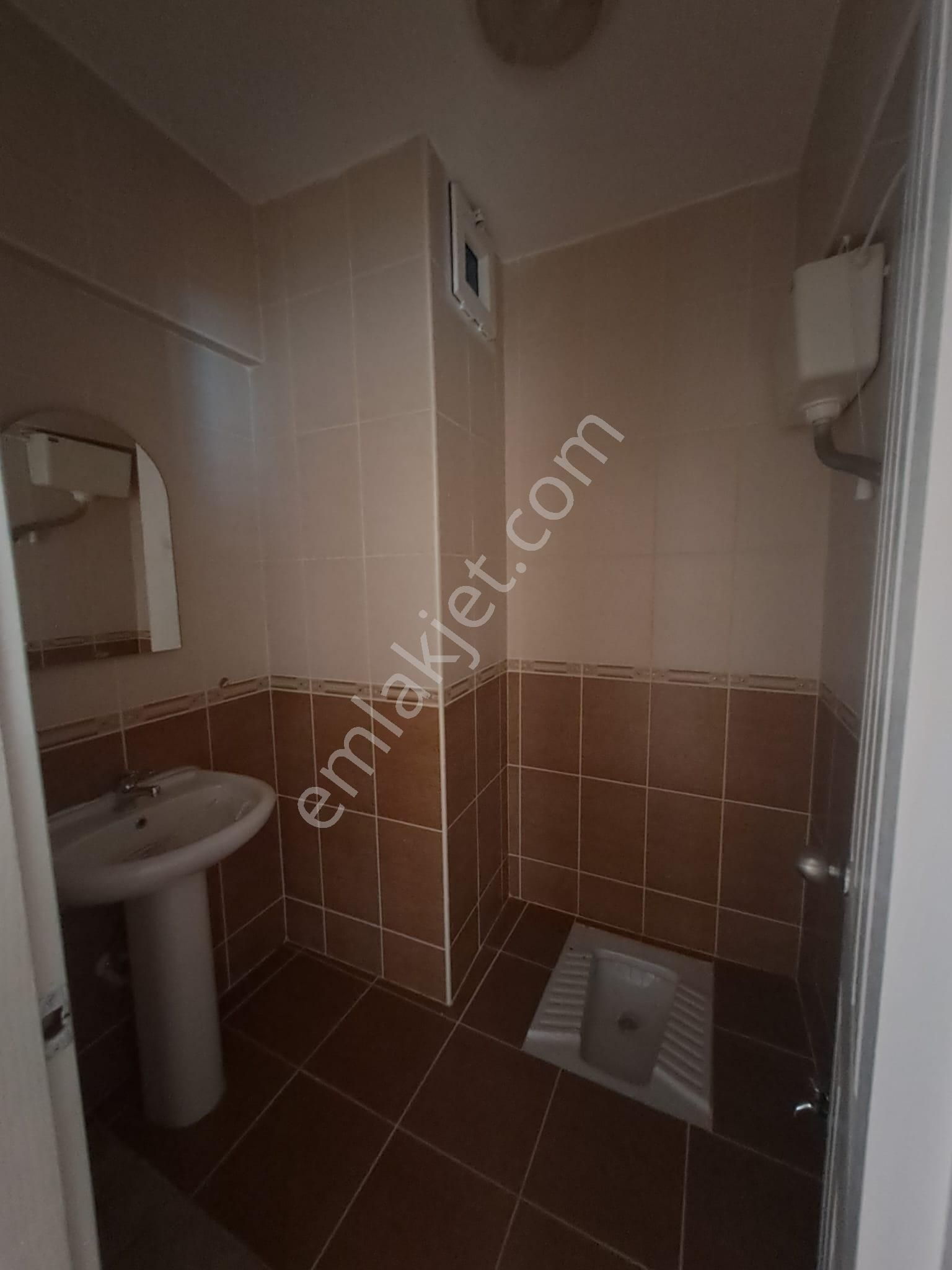 Re/max Advantage'den Yüzüncü Yıl Mahallesinde 3+1 Kiralık Daire - Görsel 15