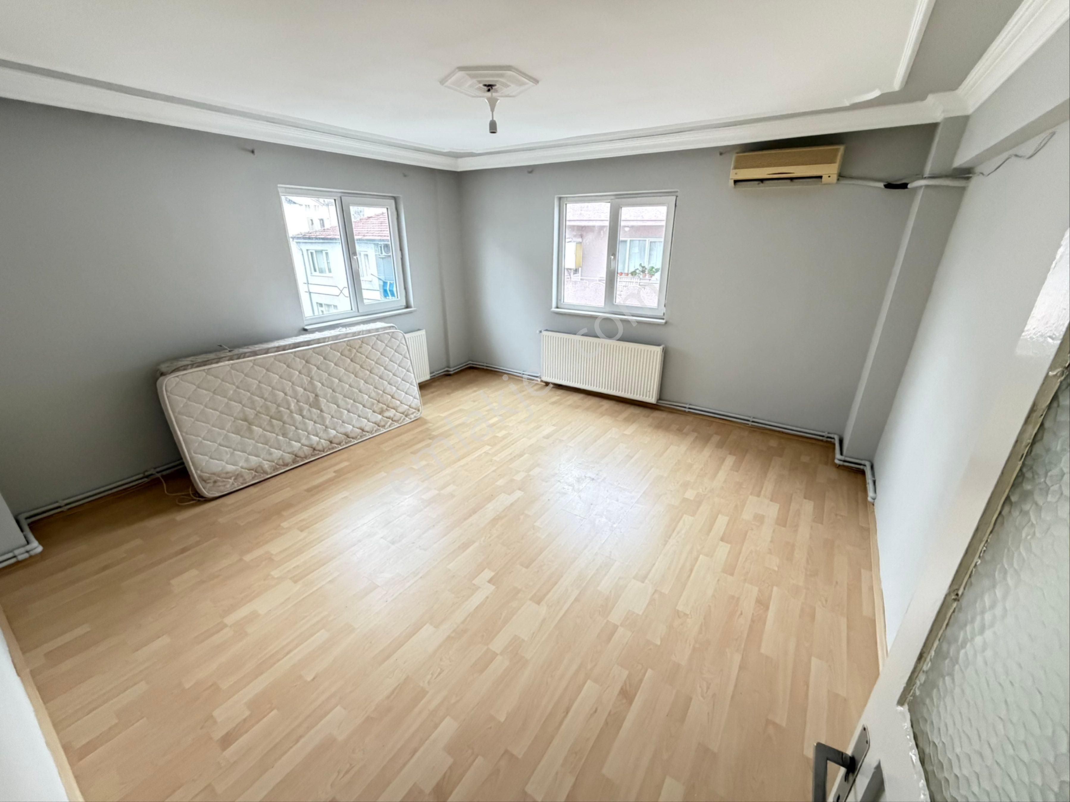 Tırpan Gayrimenkulden Ömerbey Mah.3+1 120m2 Merkezde Masrafsız Satılık Daire - Görsel 7