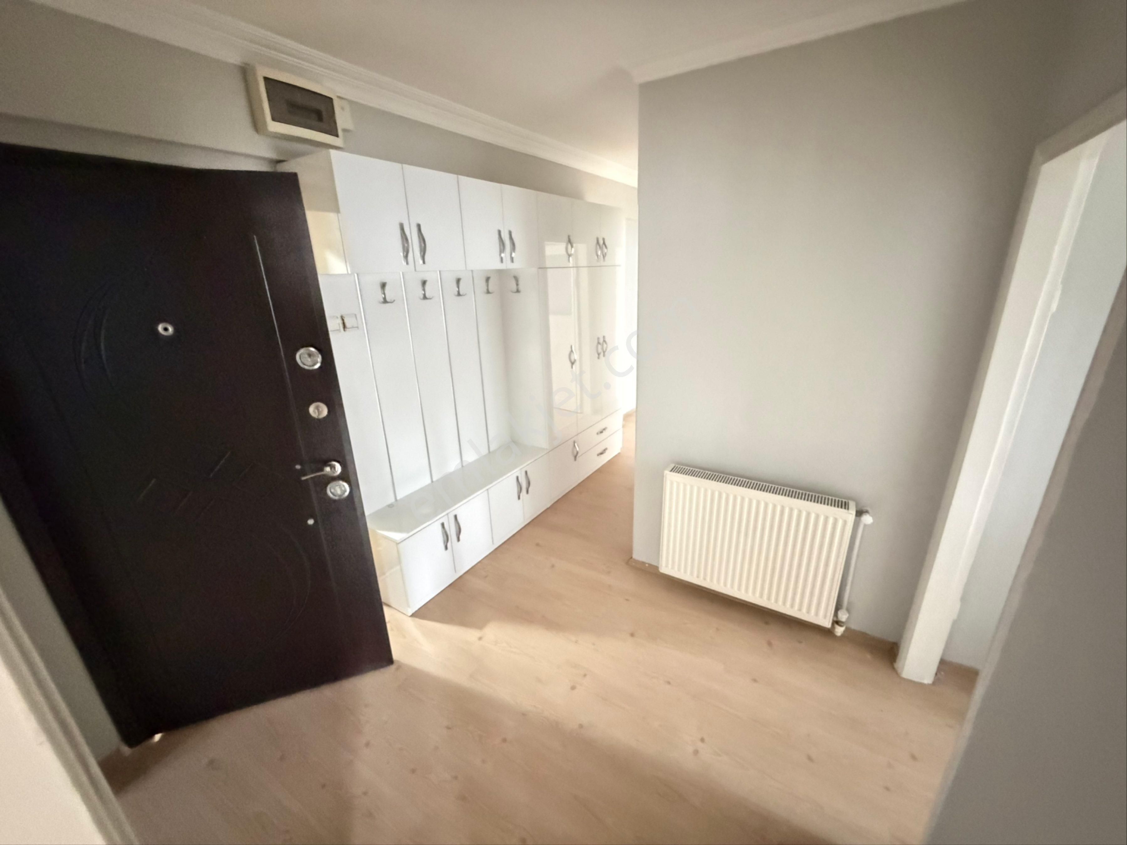 Tırpan Gayrimenkulden Ömerbey Mah.3+1 120m2 Merkezde Masrafsız Satılık Daire - Görsel 5