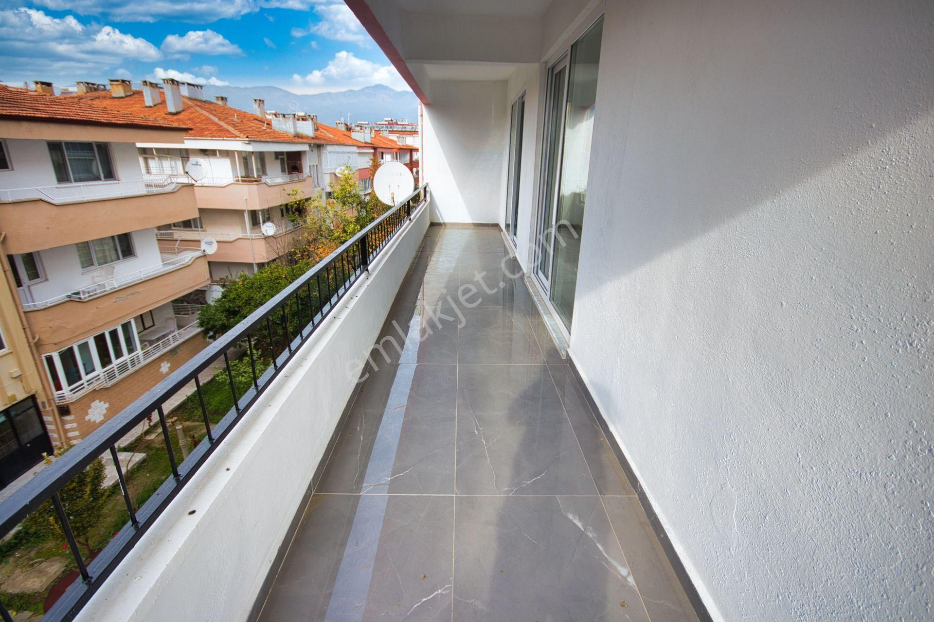 🛑🛑aktif'ten Akçay'da Satılık Karçırılmayacak Fırsat Çift Banyolu Geniş Arakat 2+1 Daire - Görsel 3