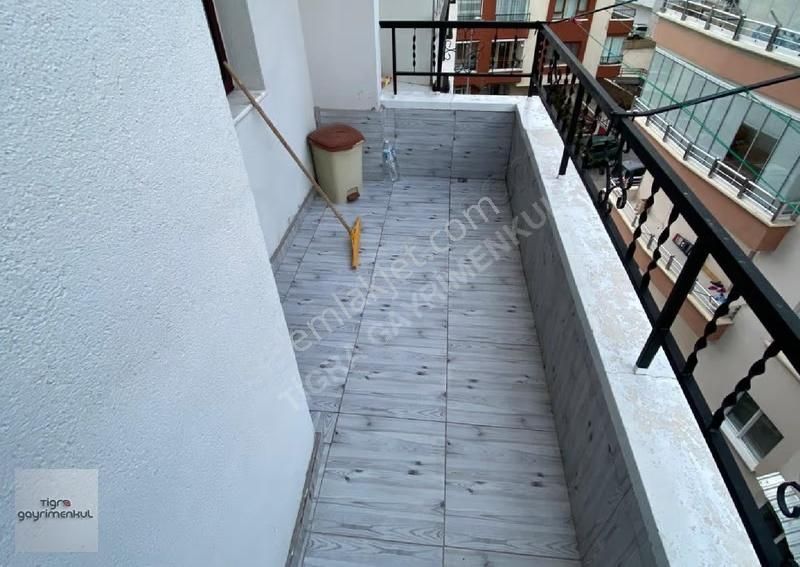 ▄tigra▄sultan Fatih Cd Yakını Yapılı Şehir Manzaralı 6+1 Dublex - Görsel 27