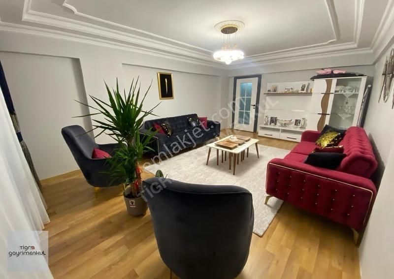 ▄tigra▄sultan Fatih Cd Yakını Yapılı Şehir Manzaralı 6+1 Dublex - Görsel 10