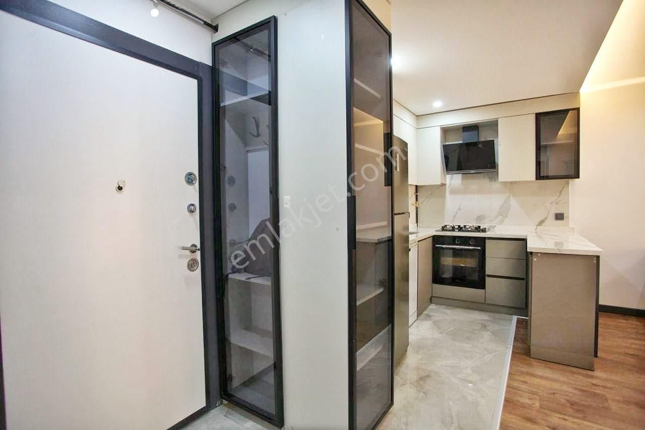 Antalya Aksu Altıntaşta Kiralık Modern Mobilyalı 1+1 Katta Daire - Görsel 5