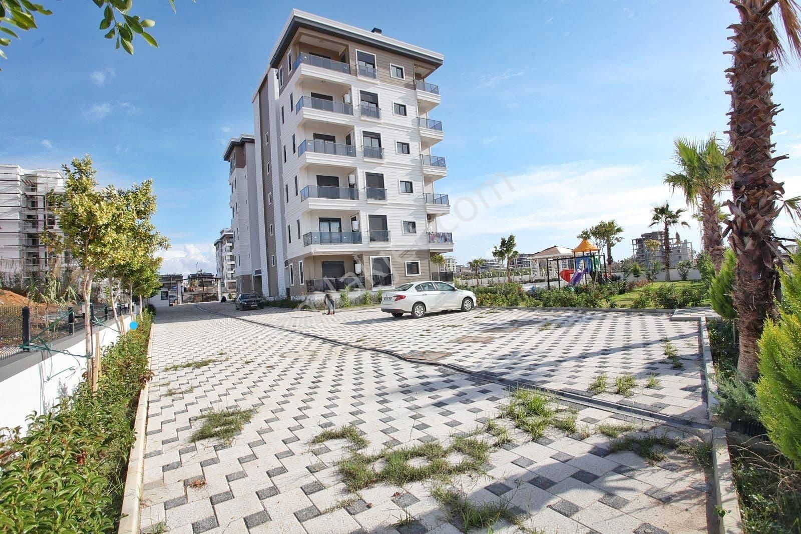 Antalya Aksu Altıntaşta Kiralık Modern Mobilyalı 1+1 Katta Daire - Görsel 32