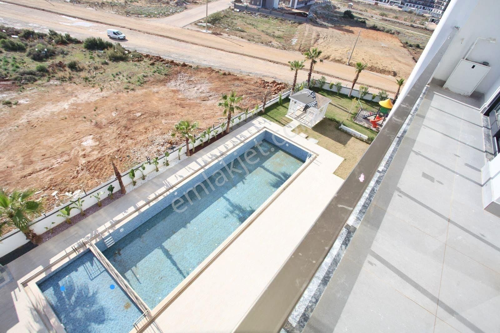 Antalya Aksu Altıntaşta Kiralık Modern Mobilyalı 1+1 Katta Daire - Görsel 28